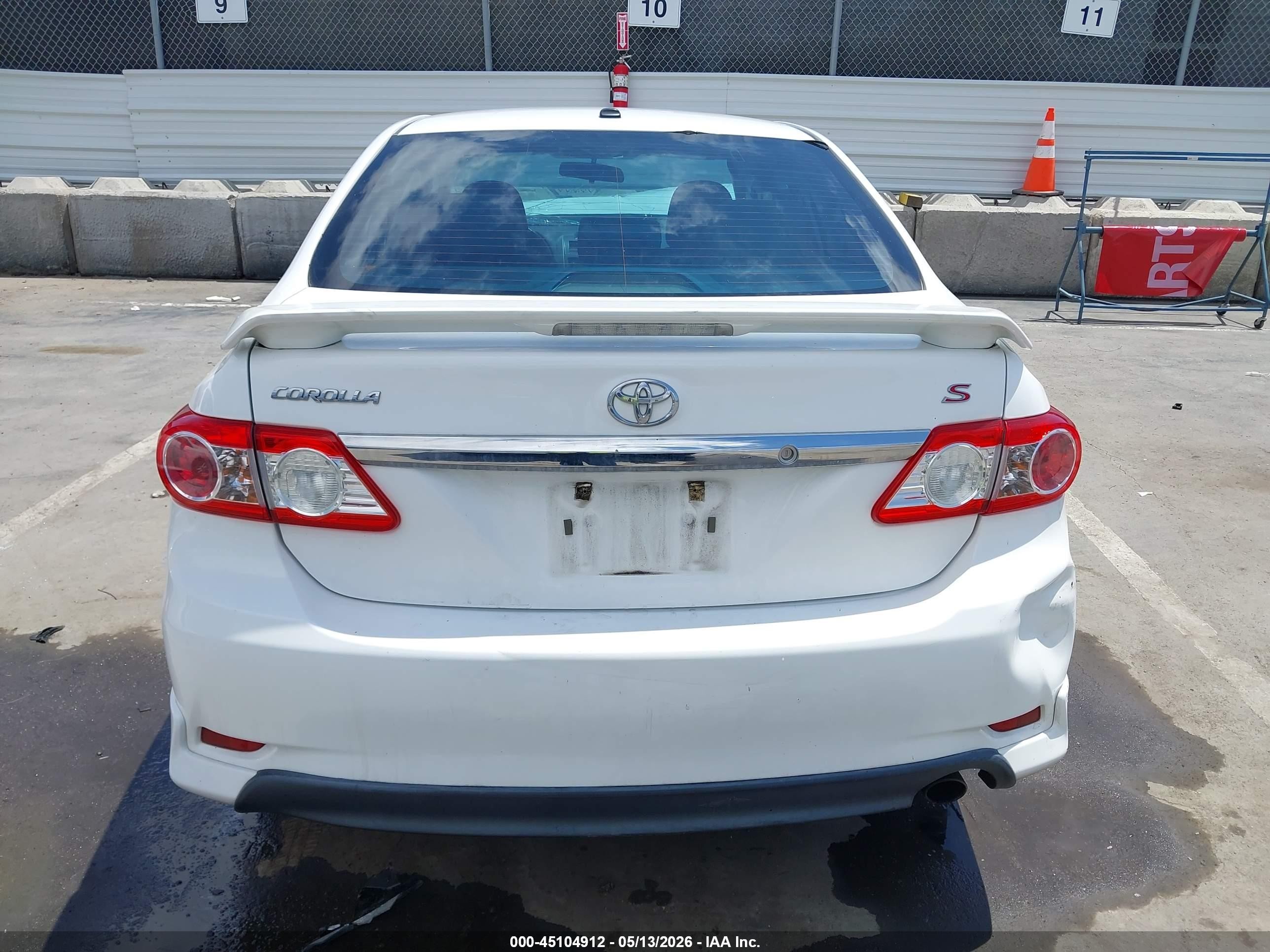 2013 Toyota Corolla S White vin: 5YFBU4EE7DP115702
