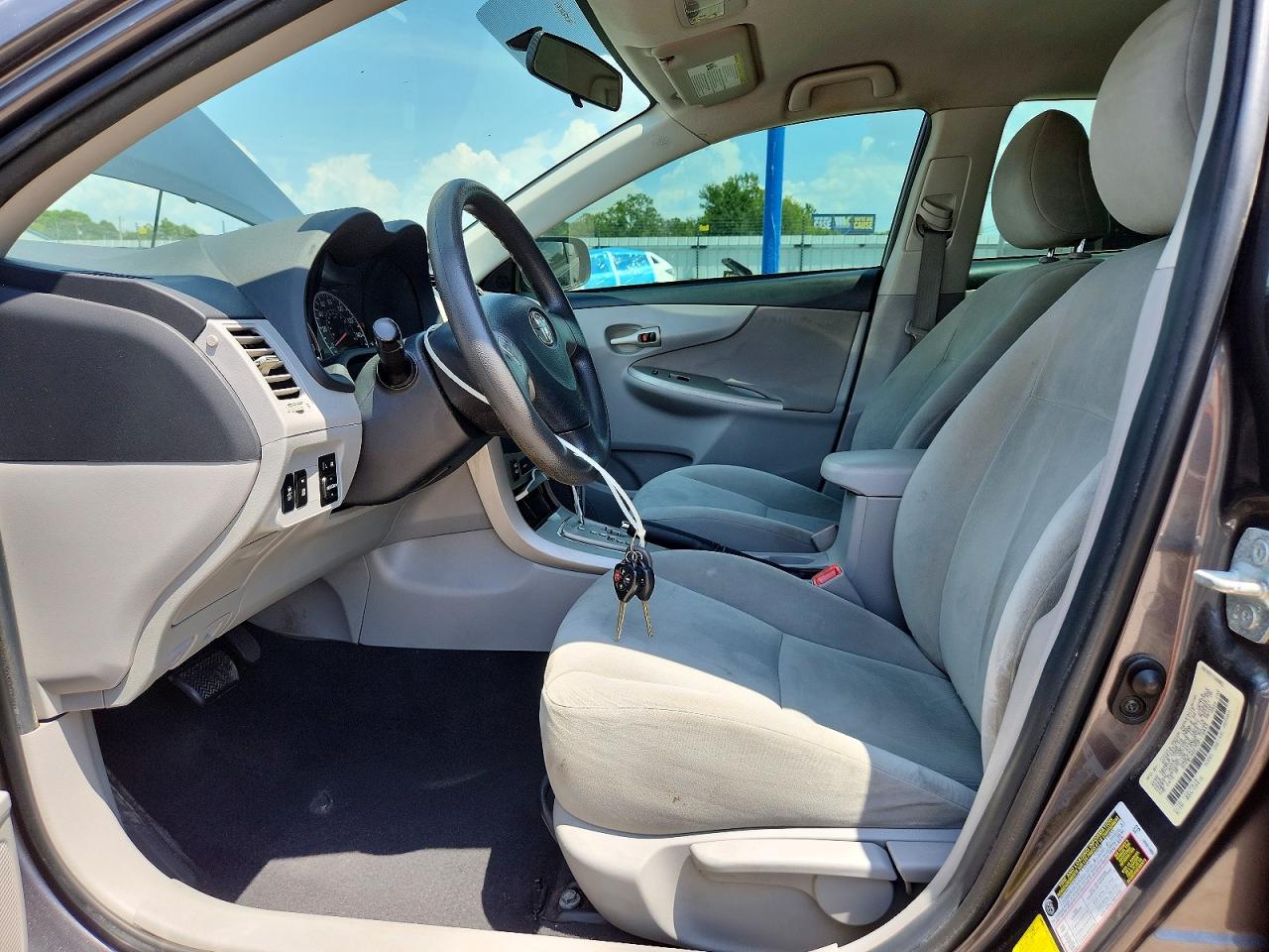 2013 Toyota Corolla Le Gray vin: 5YFBU4EE7DP118843