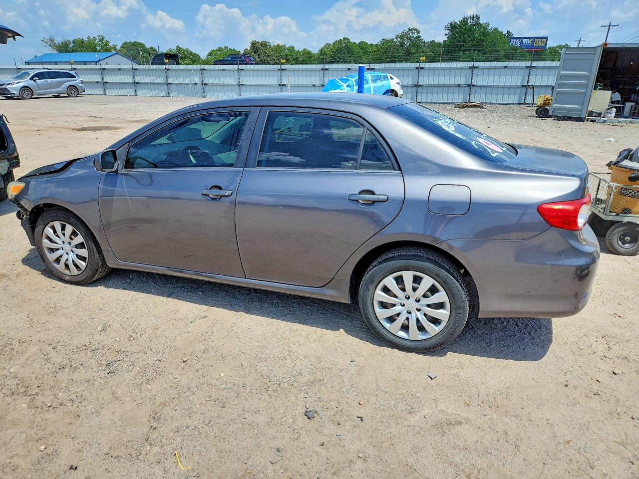 2013 Toyota Corolla Le Gray vin: 5YFBU4EE7DP118843