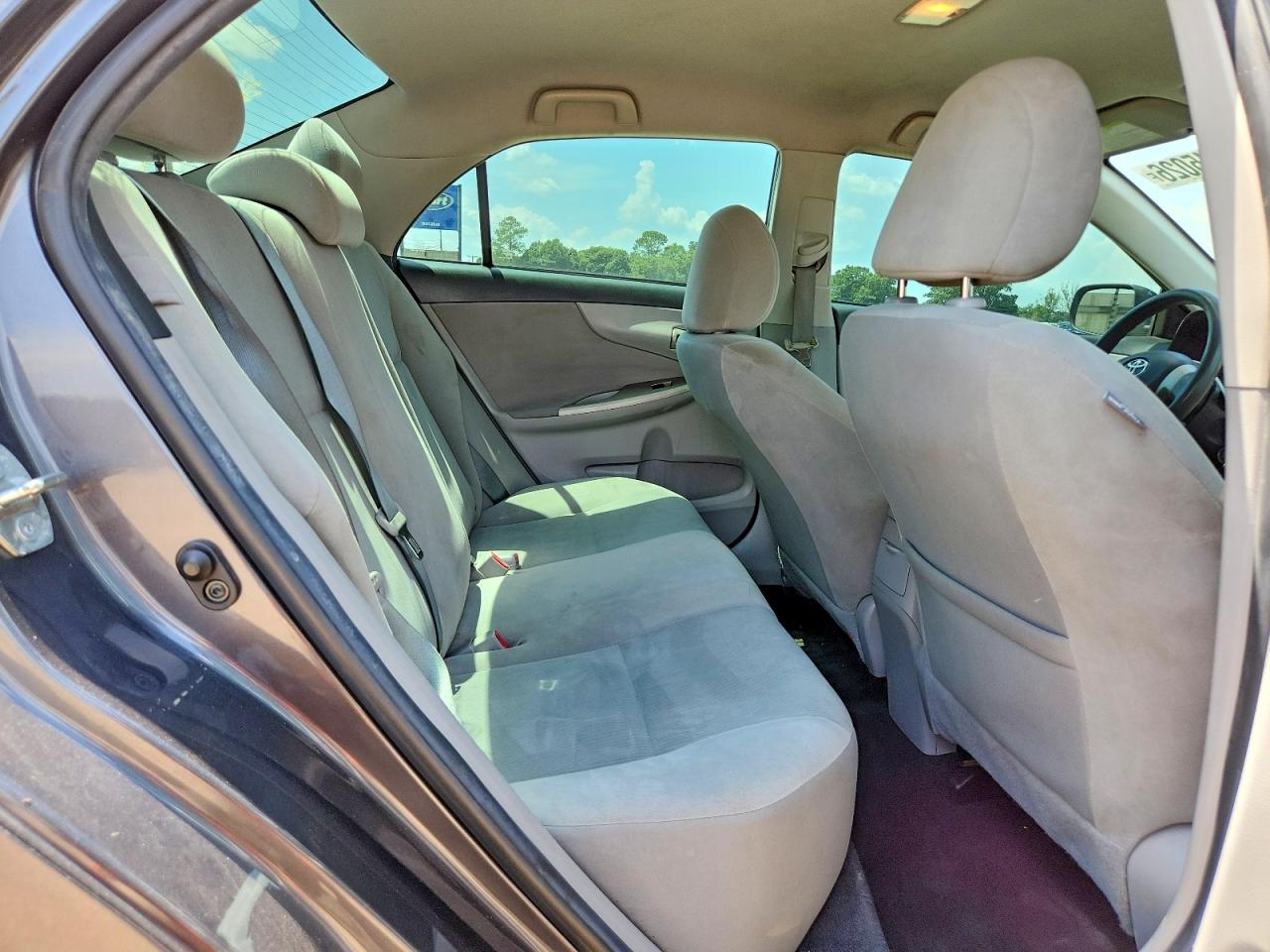 2013 Toyota Corolla Le Gray vin: 5YFBU4EE7DP118843