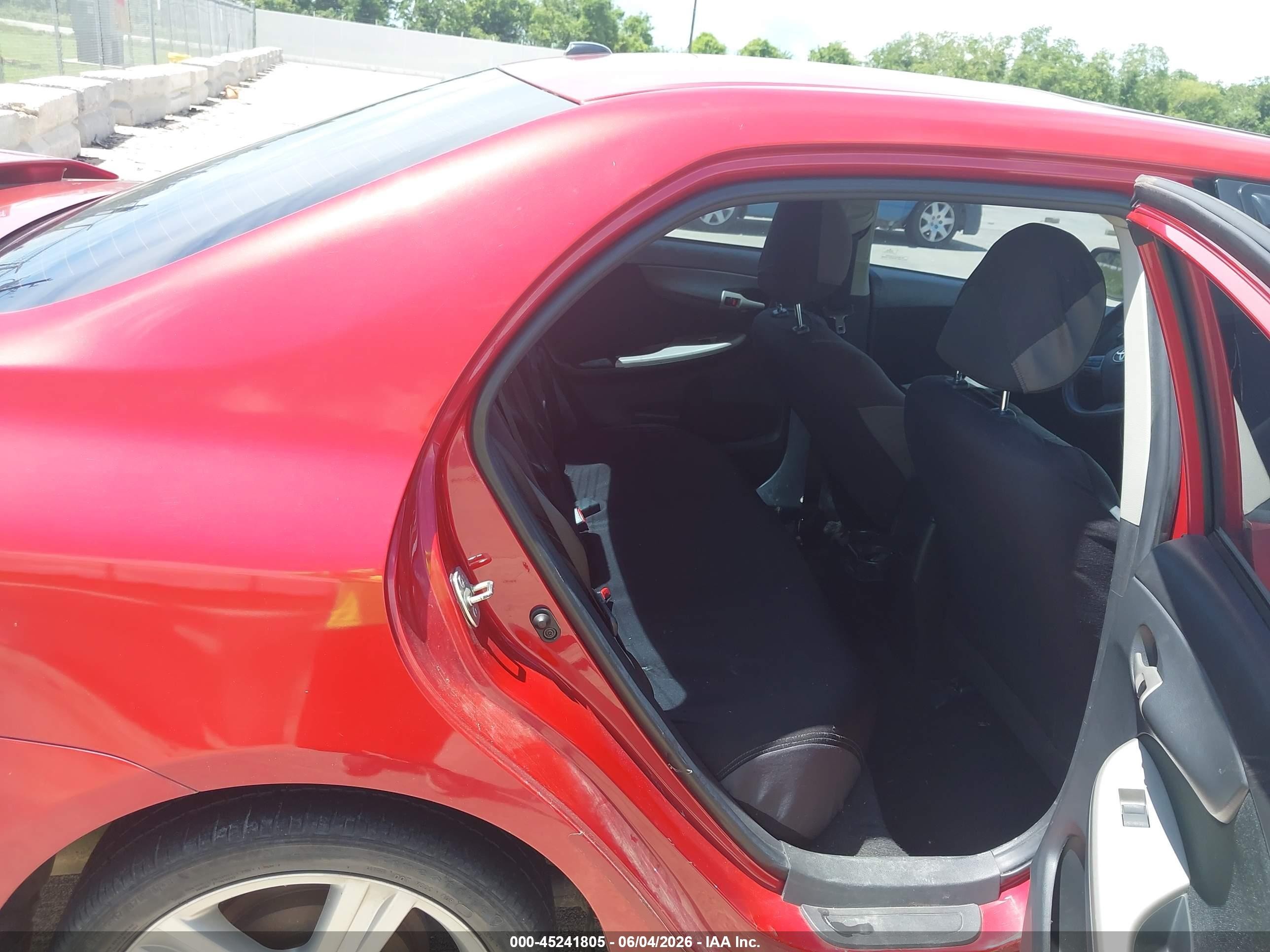 2013 Toyota Corolla S Red vin: 5YFBU4EE7DP124688
