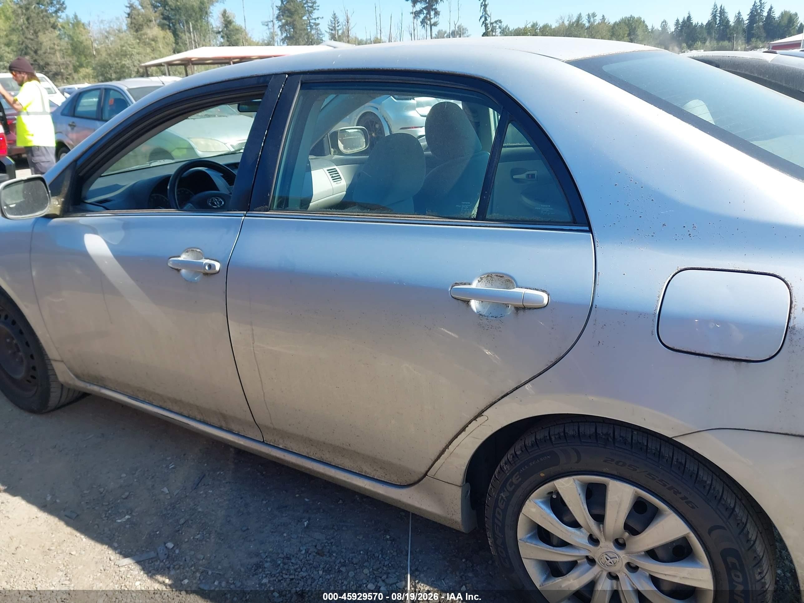 2013 Toyota Corolla Le Серебряный vin: 5YFBU4EE7DP132130