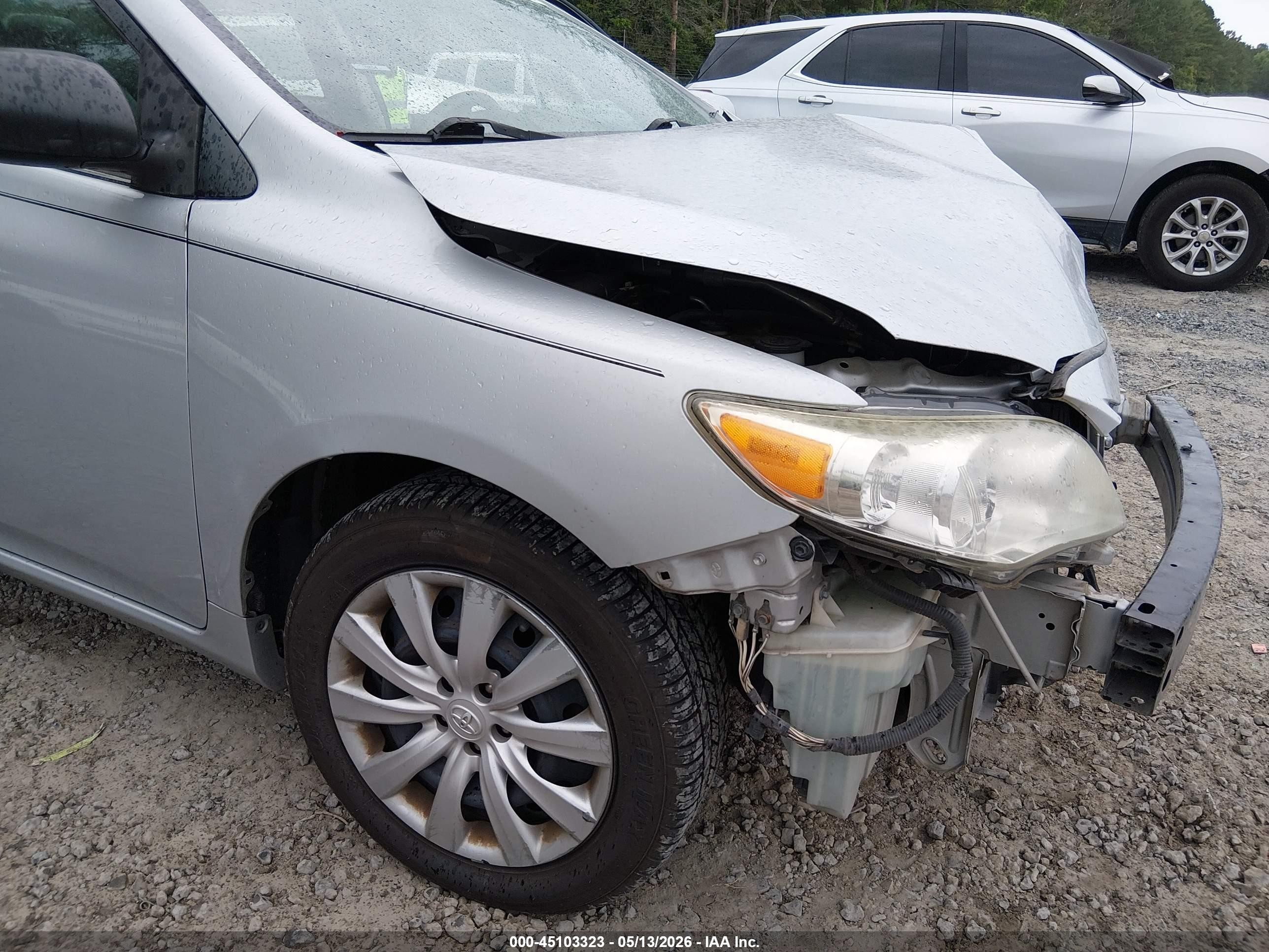 2013 Toyota Corolla Le Silver vin: 5YFBU4EE7DP149008