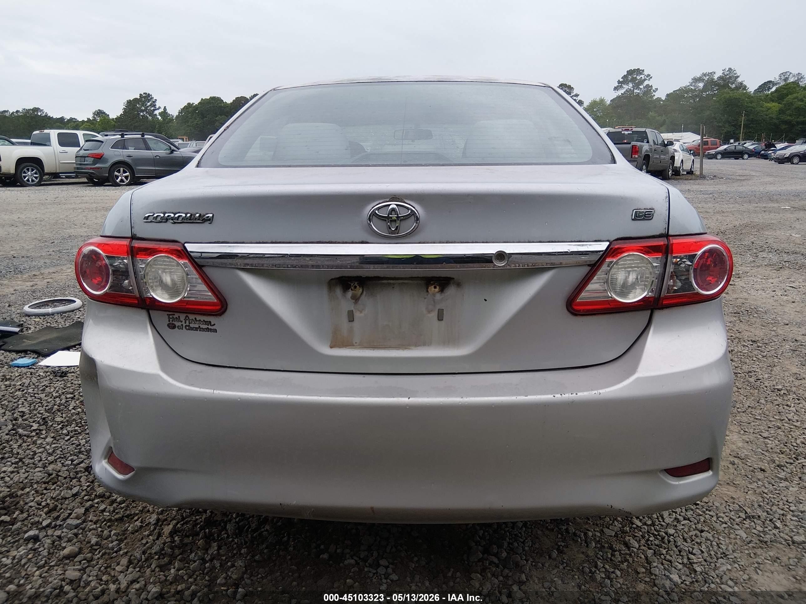 2013 Toyota Corolla Le Silver vin: 5YFBU4EE7DP149008