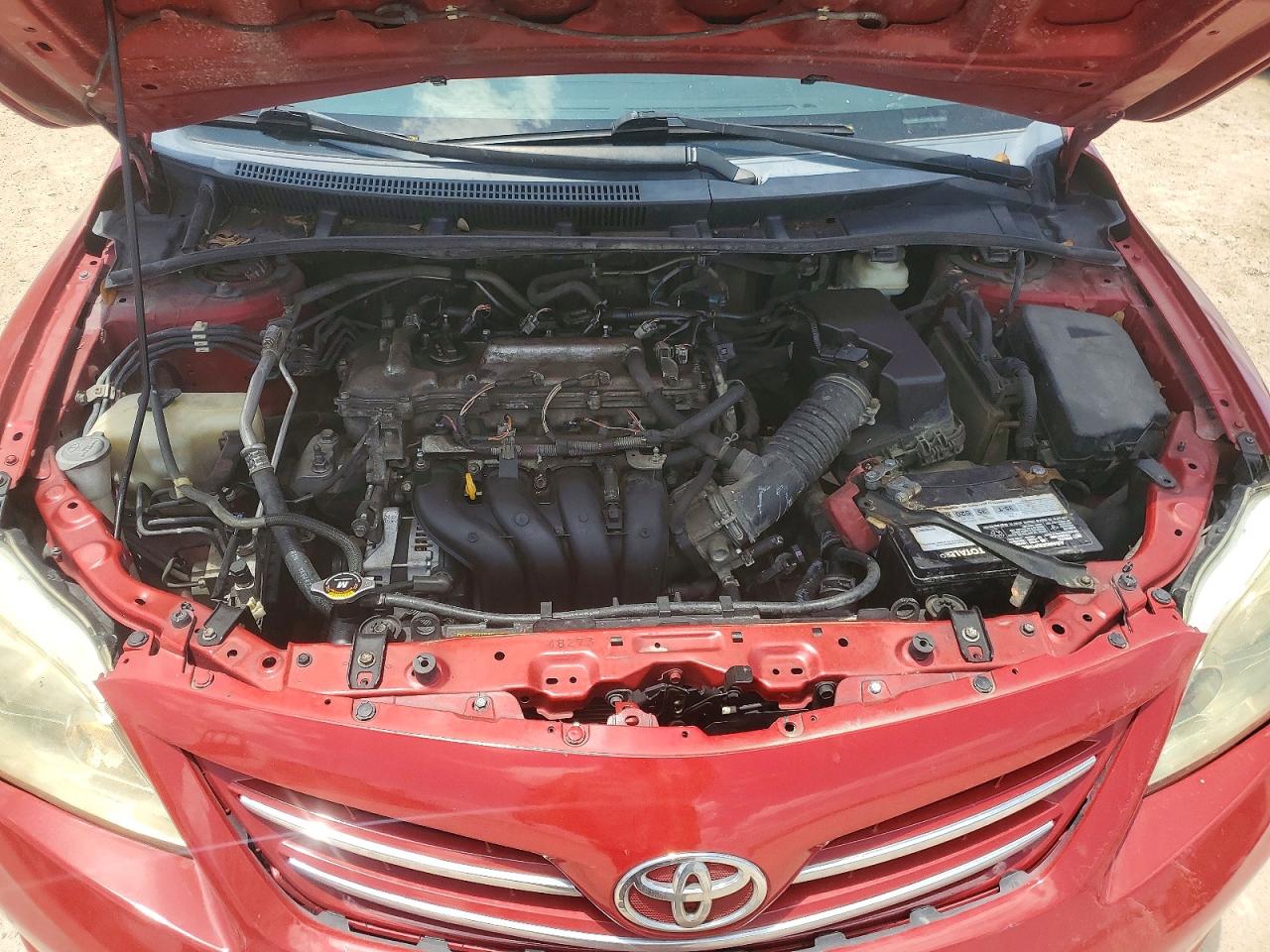 2013 Toyota Corolla Le Red vin: 5YFBU4EE7DP149140