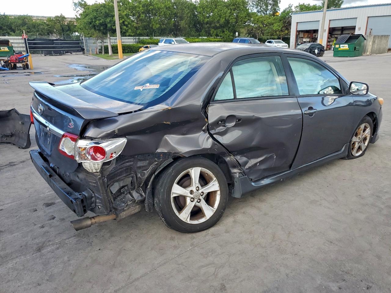 2013 Toyota Corrola Gray vin: 5YFBU4EE7DP151132