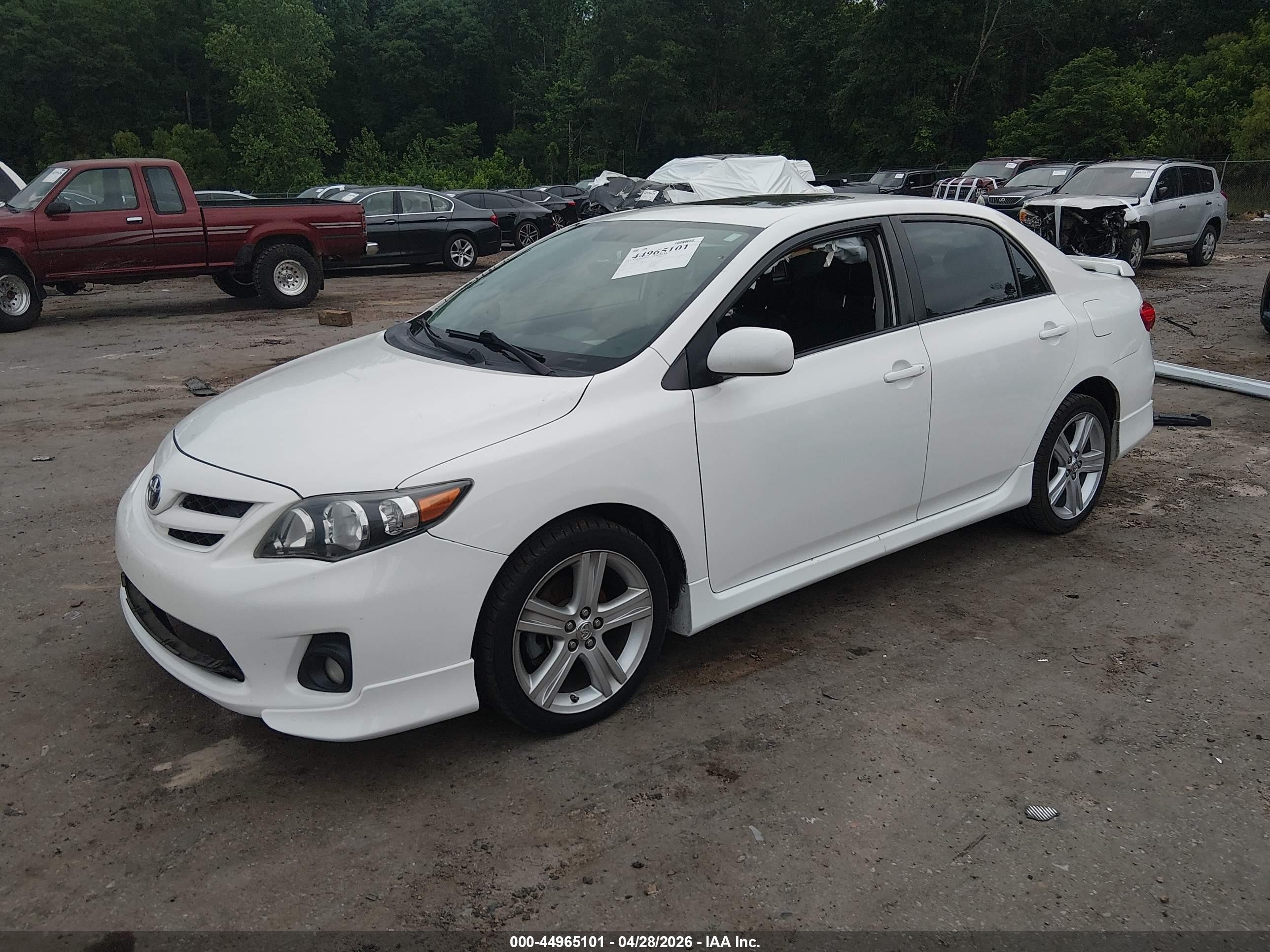 2013 Toyota Corolla S/le White vin: 5YFBU4EE7DP155360
