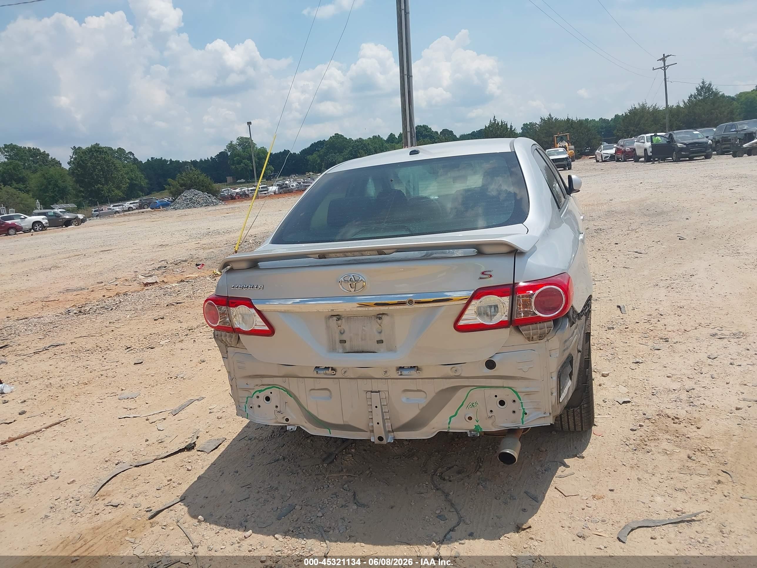 2013 Toyota Corolla S Silver vin: 5YFBU4EE7DP176029