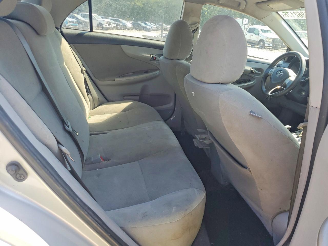 2013 Toyota Corolla Le Серебряный vin: 5YFBU4EE7DP178573