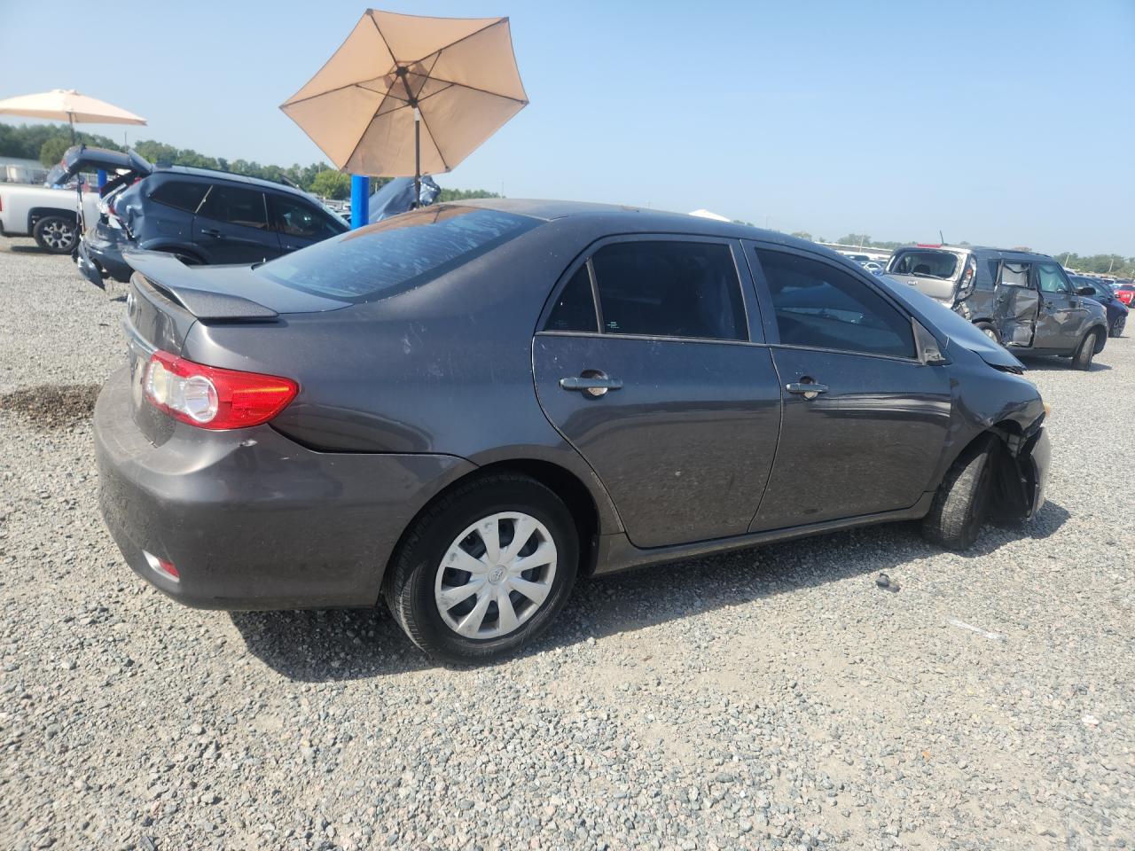 2013 Toyota Corolla L Серый vin: 5YFBU4EE7DP189136