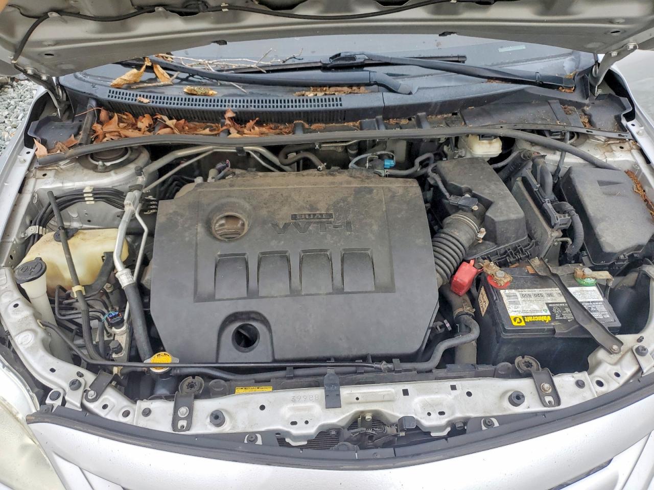 2013 Toyota Corolla L Silver vin: 5YFBU4EE7DP190786