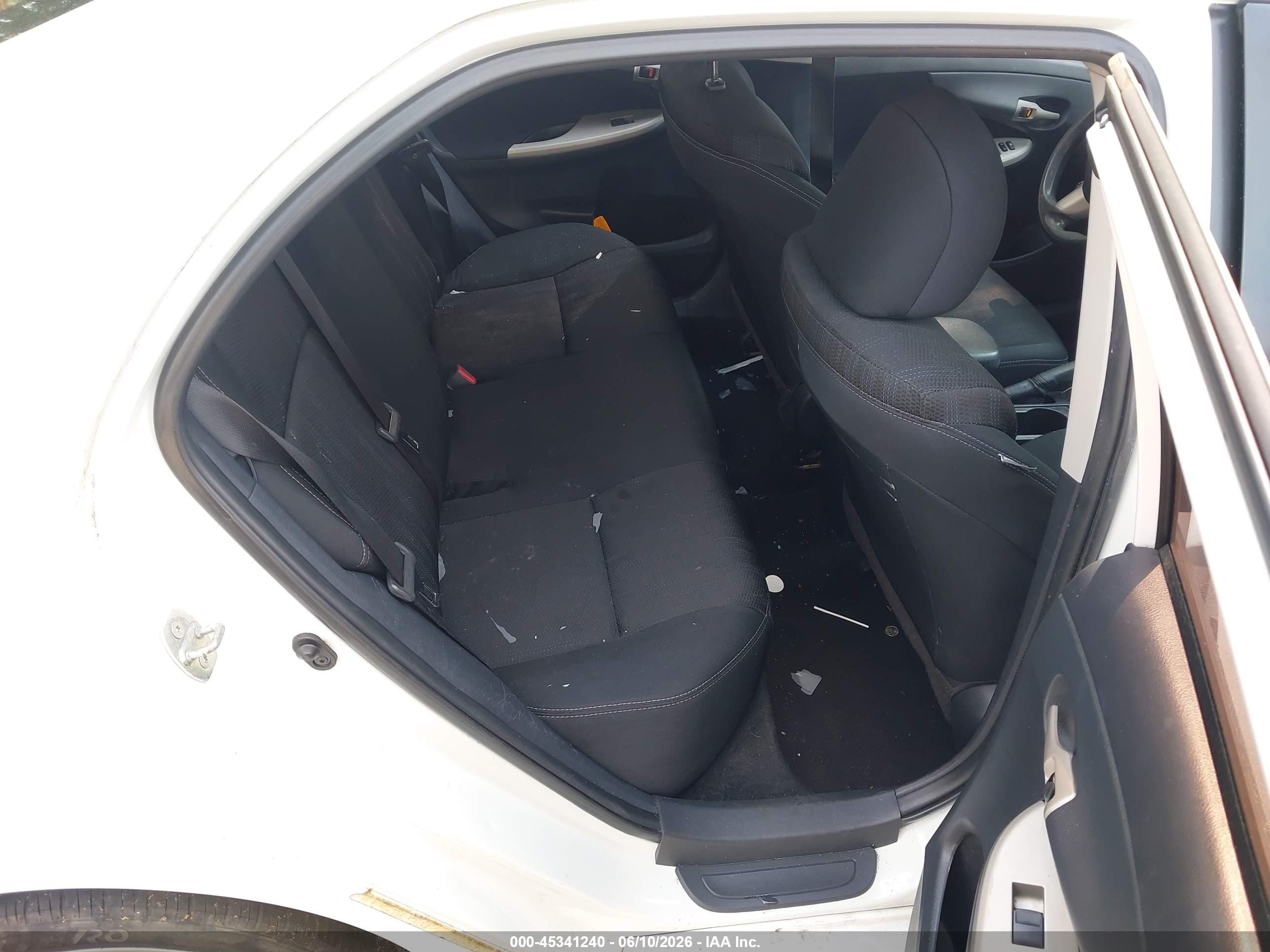 2013 Toyota Corolla S White vin: 5YFBU4EE7DP190819