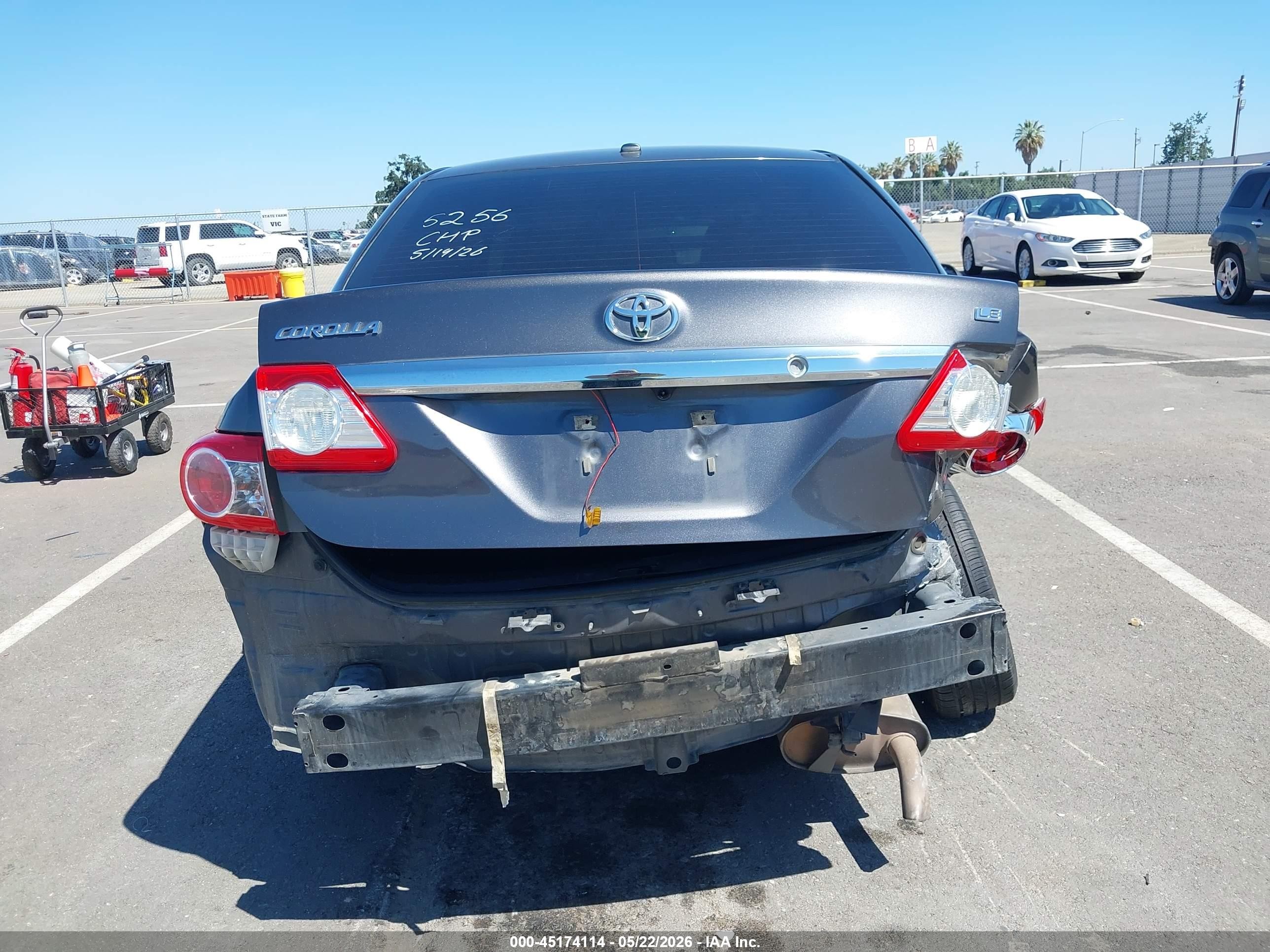 2013 Toyota Corolla Le Gray vin: 5YFBU4EE7DP190982
