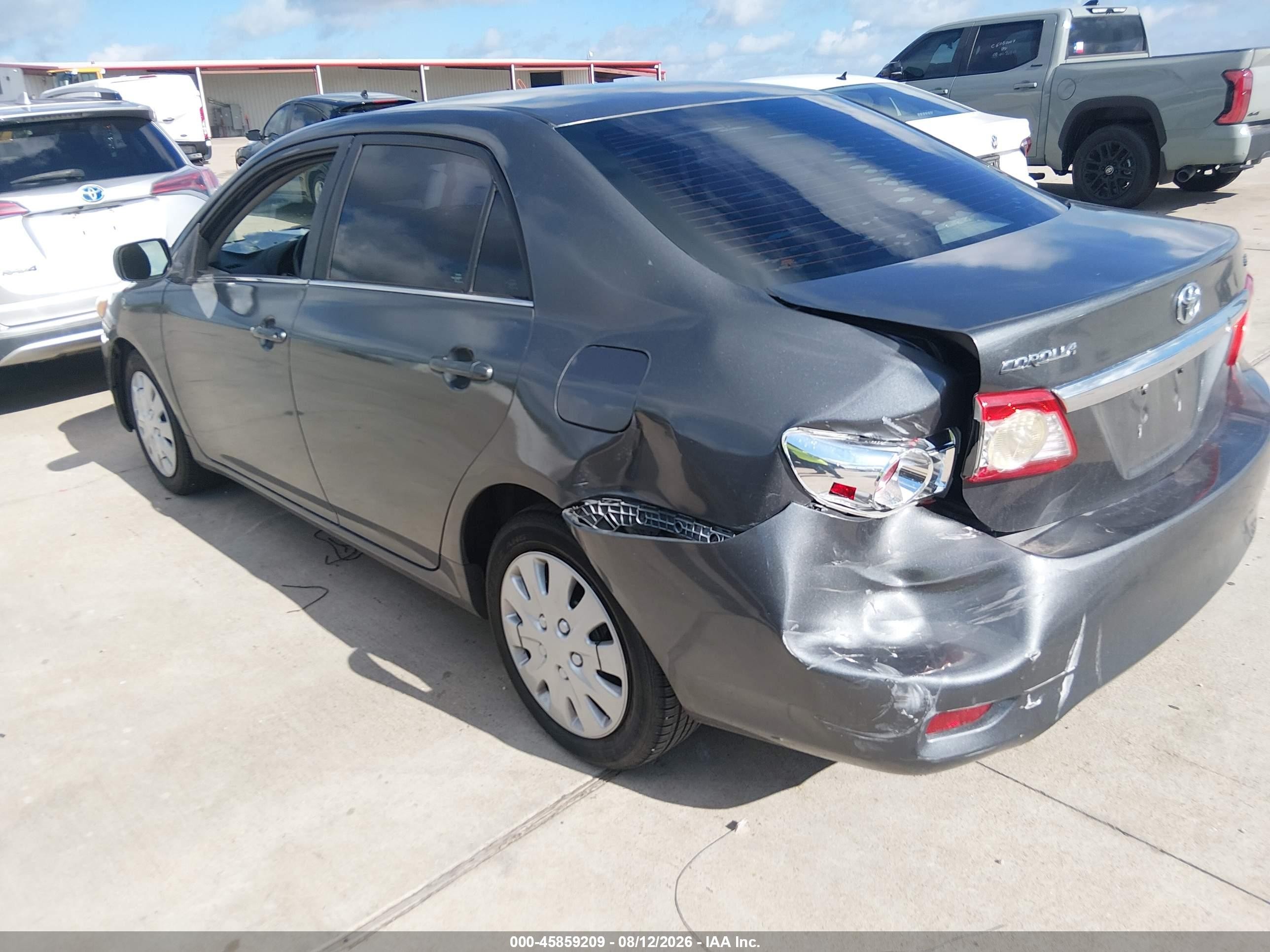 2013 Toyota Corolla Le Gray vin: 5YFBU4EE7DP193395