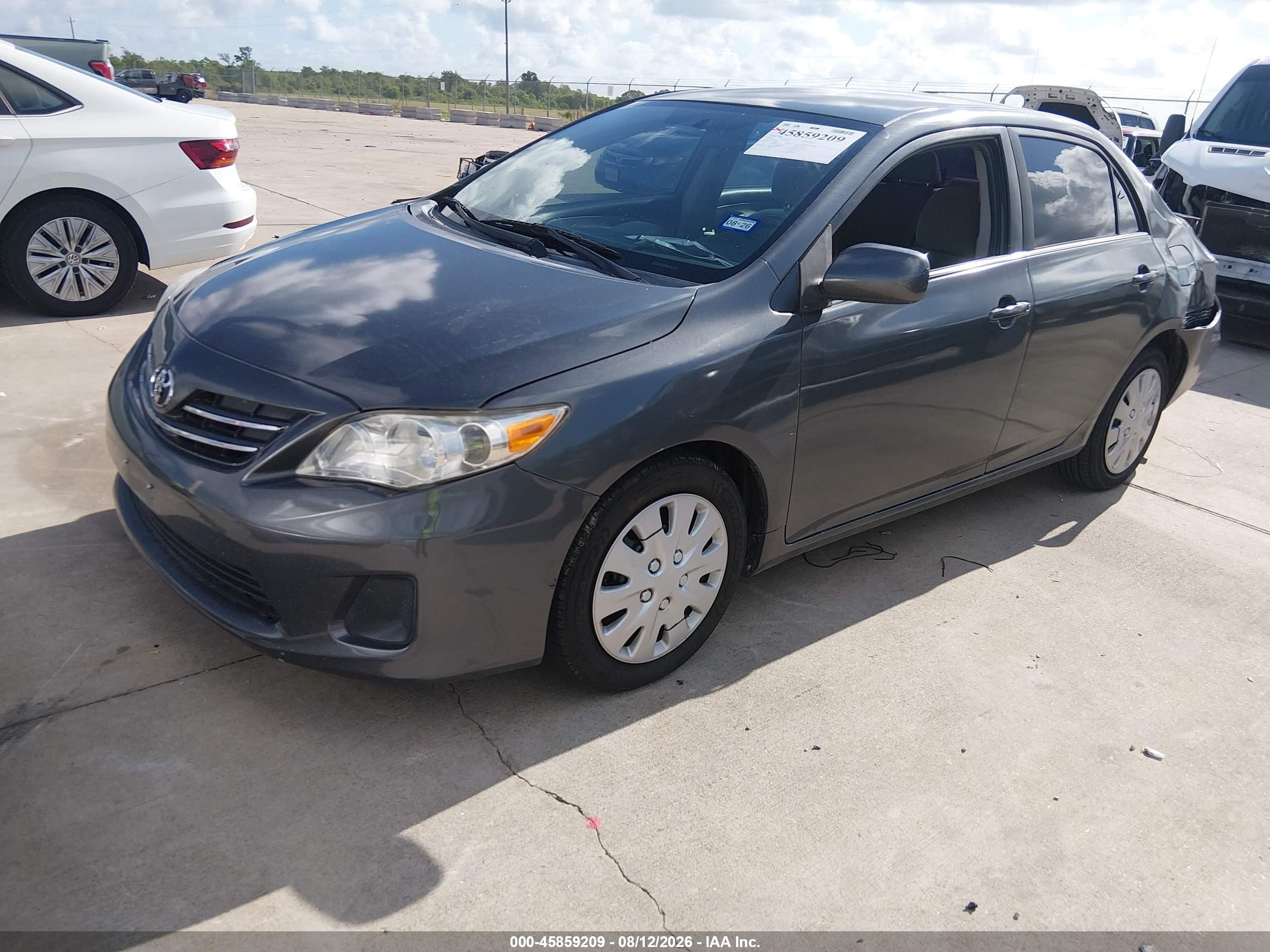 2013 Toyota Corolla Le Gray vin: 5YFBU4EE7DP193395