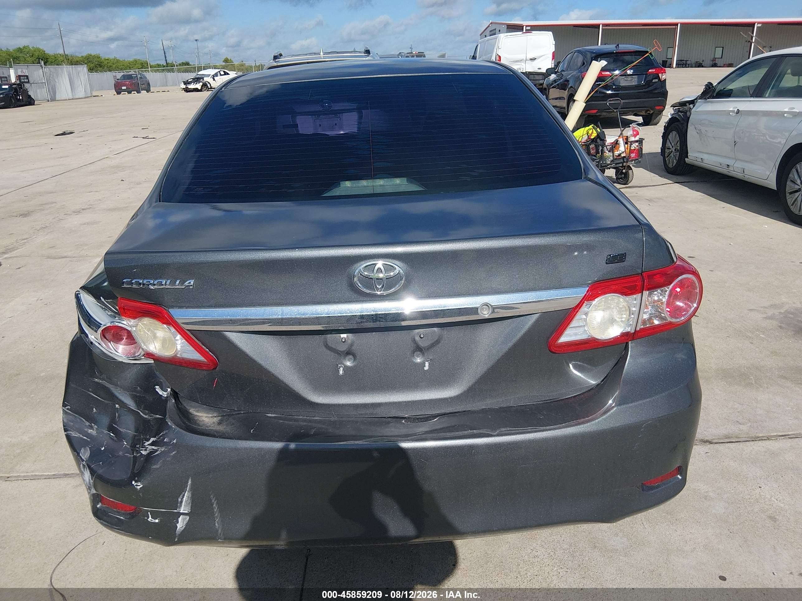 2013 Toyota Corolla Le Gray vin: 5YFBU4EE7DP193395
