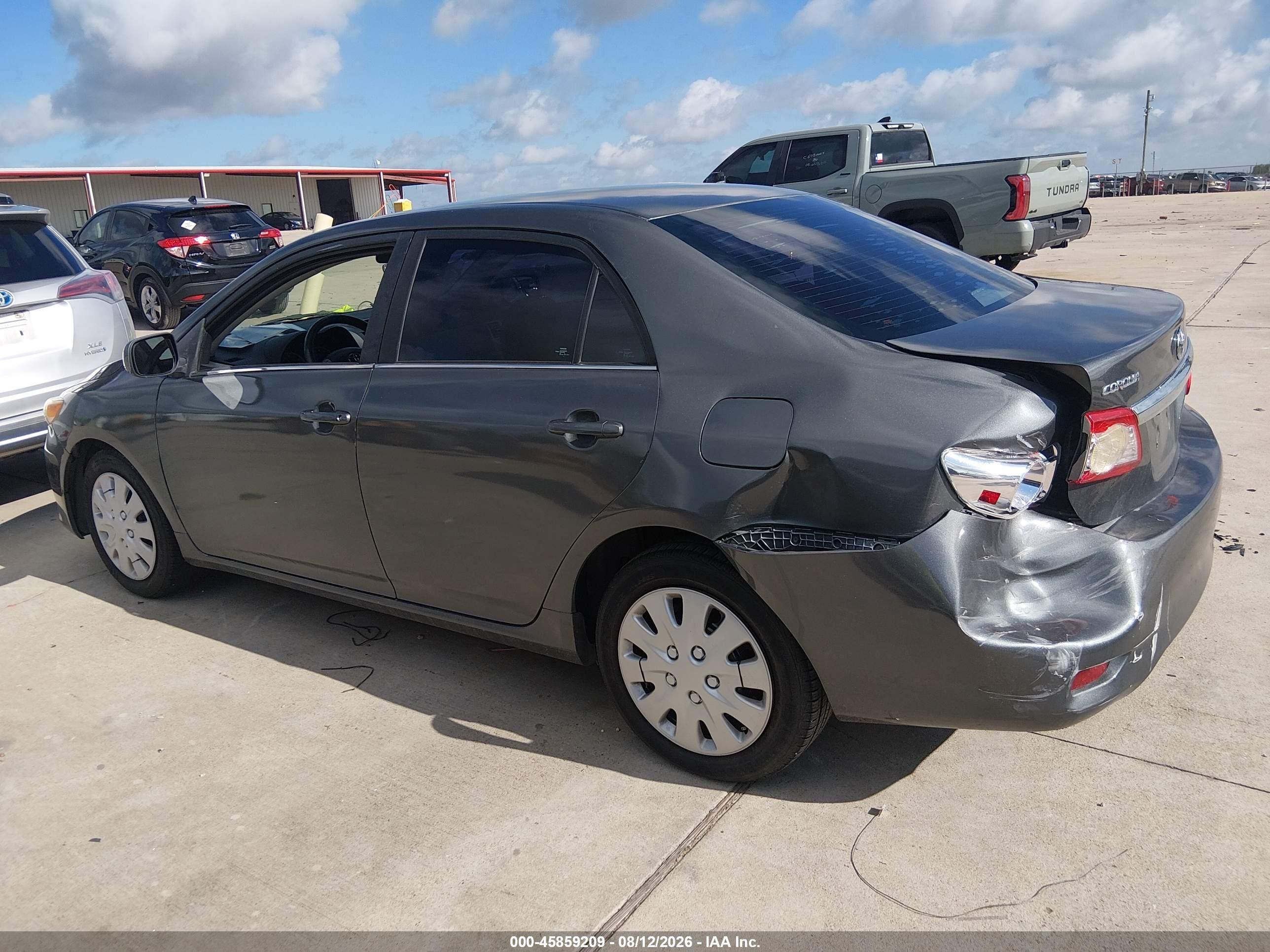 2013 Toyota Corolla Le Gray vin: 5YFBU4EE7DP193395