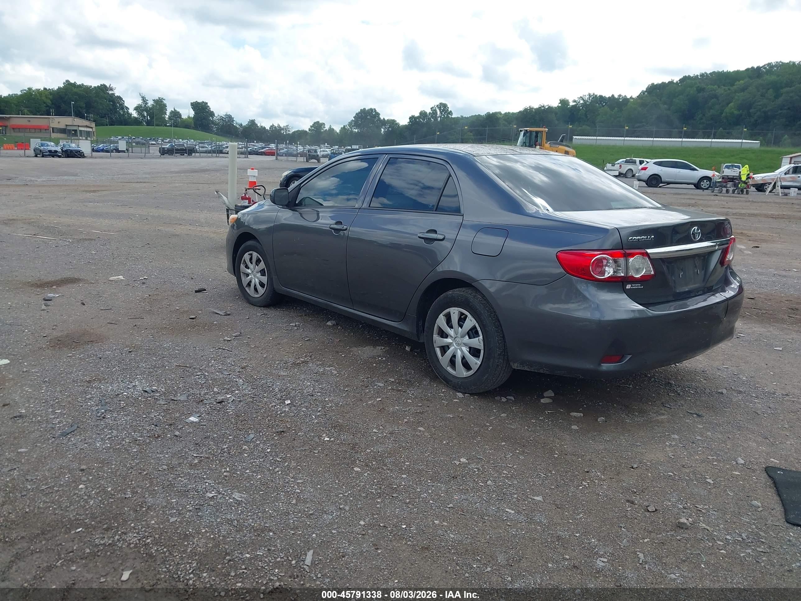 2013 Toyota Corolla L Gray vin: 5YFBU4EE7DP195857