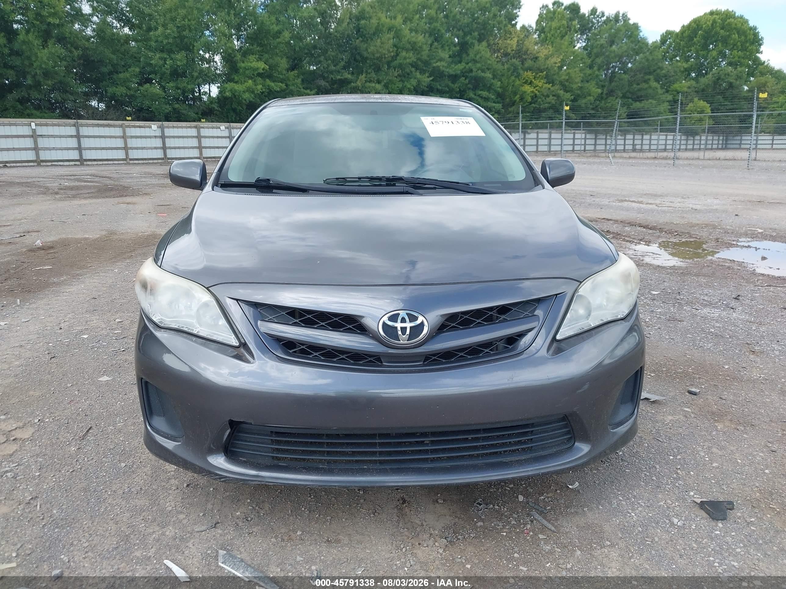 2013 Toyota Corolla L Gray vin: 5YFBU4EE7DP195857