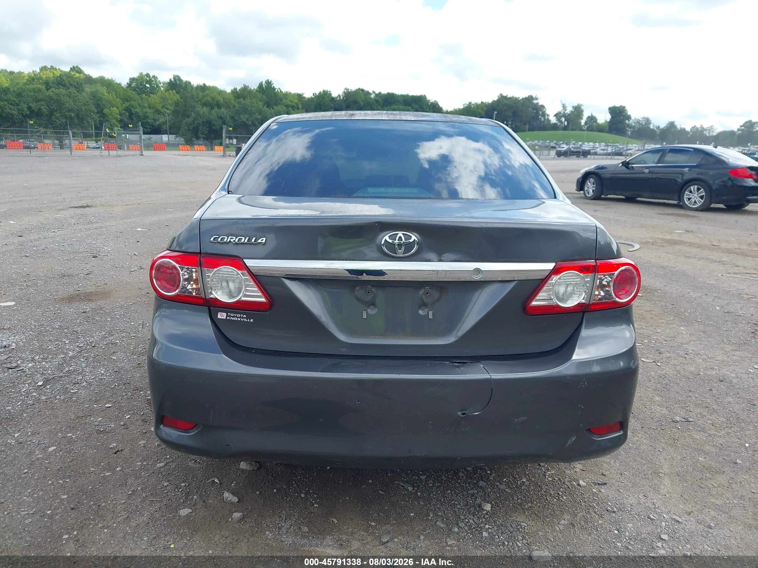 2013 Toyota Corolla L Gray vin: 5YFBU4EE7DP195857