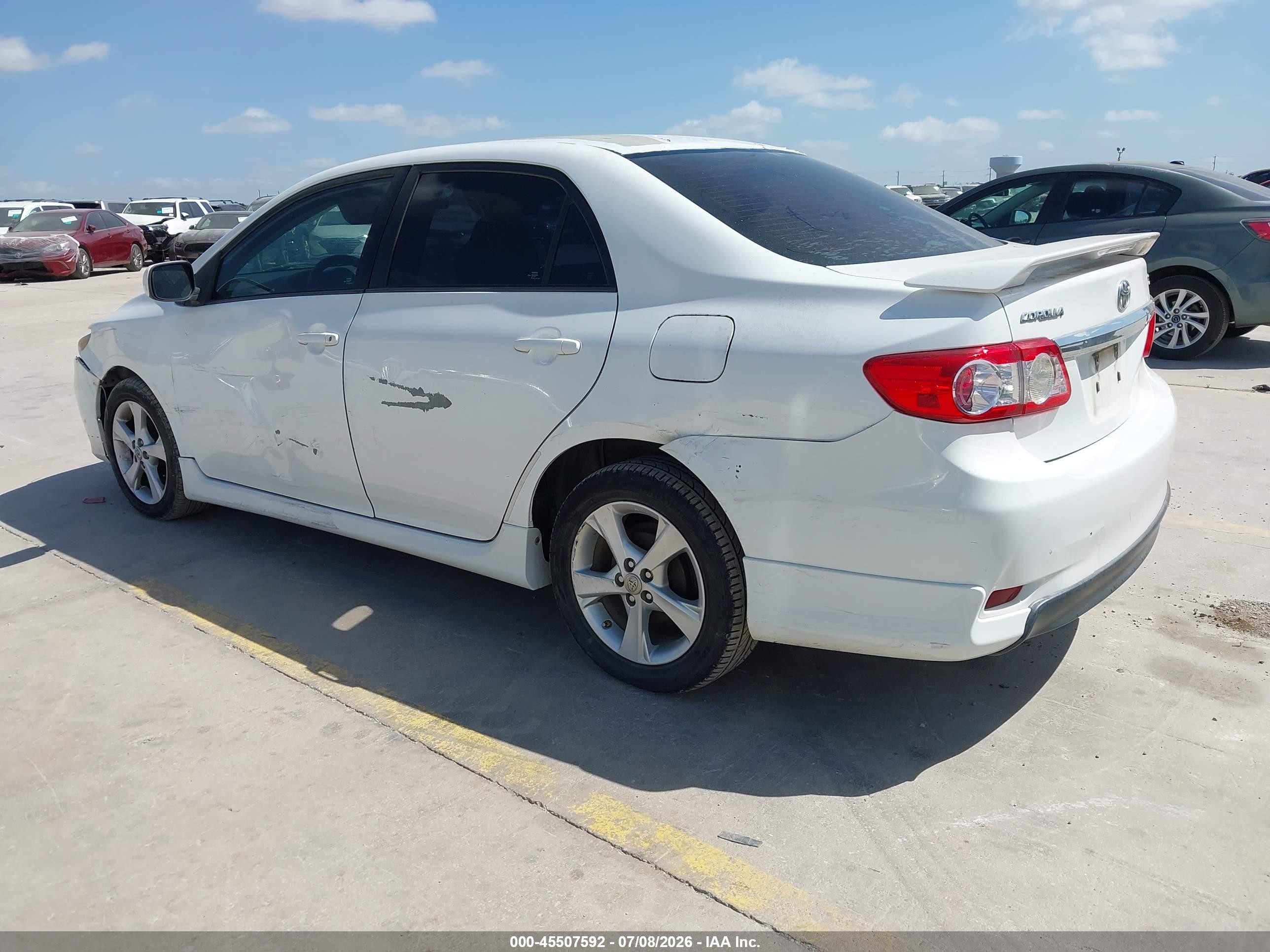 2013 Toyota Corolla S White vin: 5YFBU4EE7DP211233