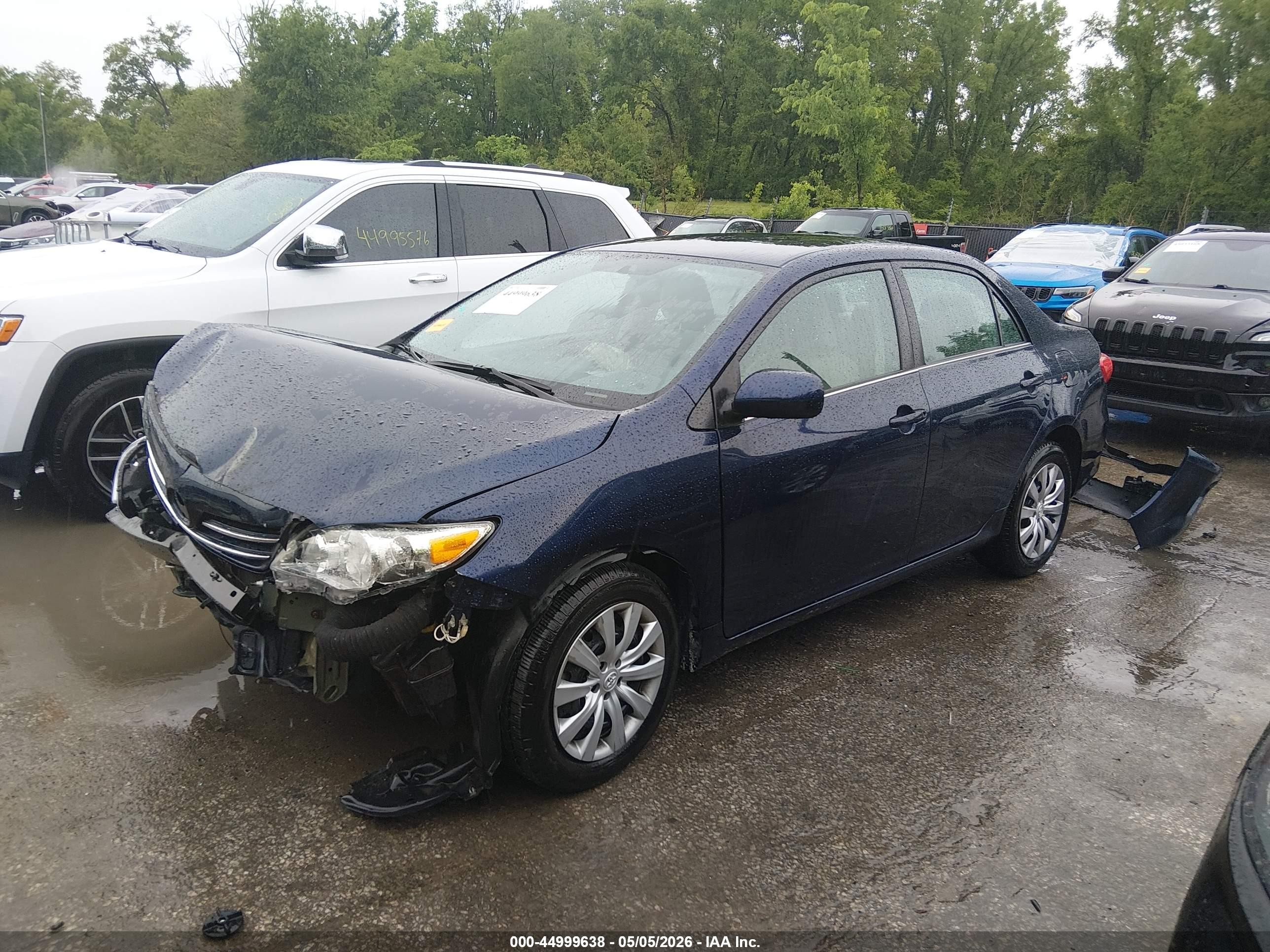 2013 Toyota Corolla Le Dark Blue vin: 5YFBU4EE7DP216769