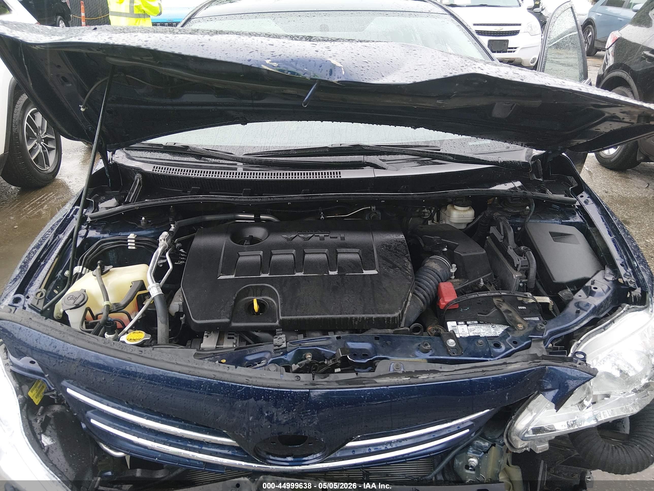 2013 Toyota Corolla Le Dark Blue vin: 5YFBU4EE7DP216769