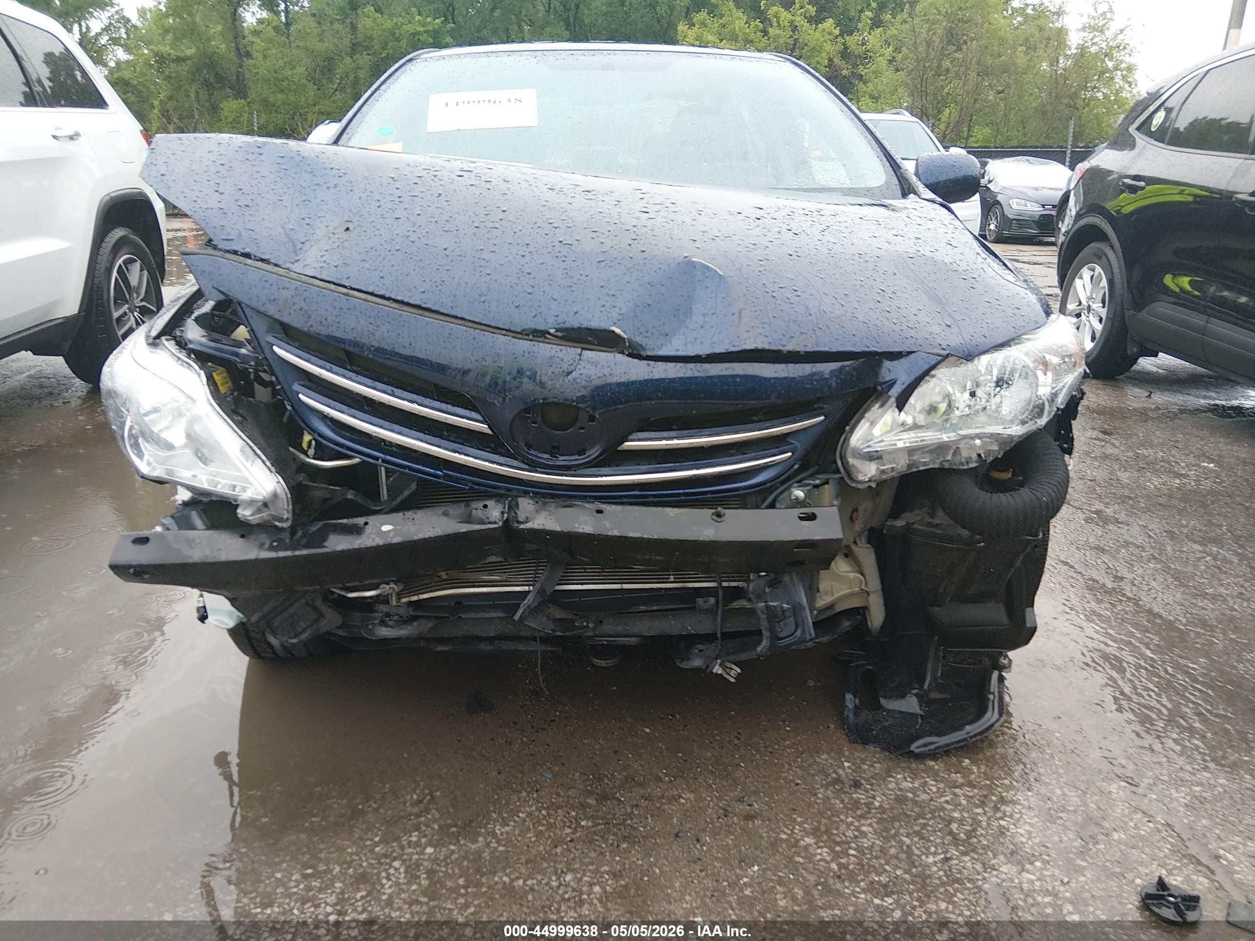 2013 Toyota Corolla Le Dark Blue vin: 5YFBU4EE7DP216769