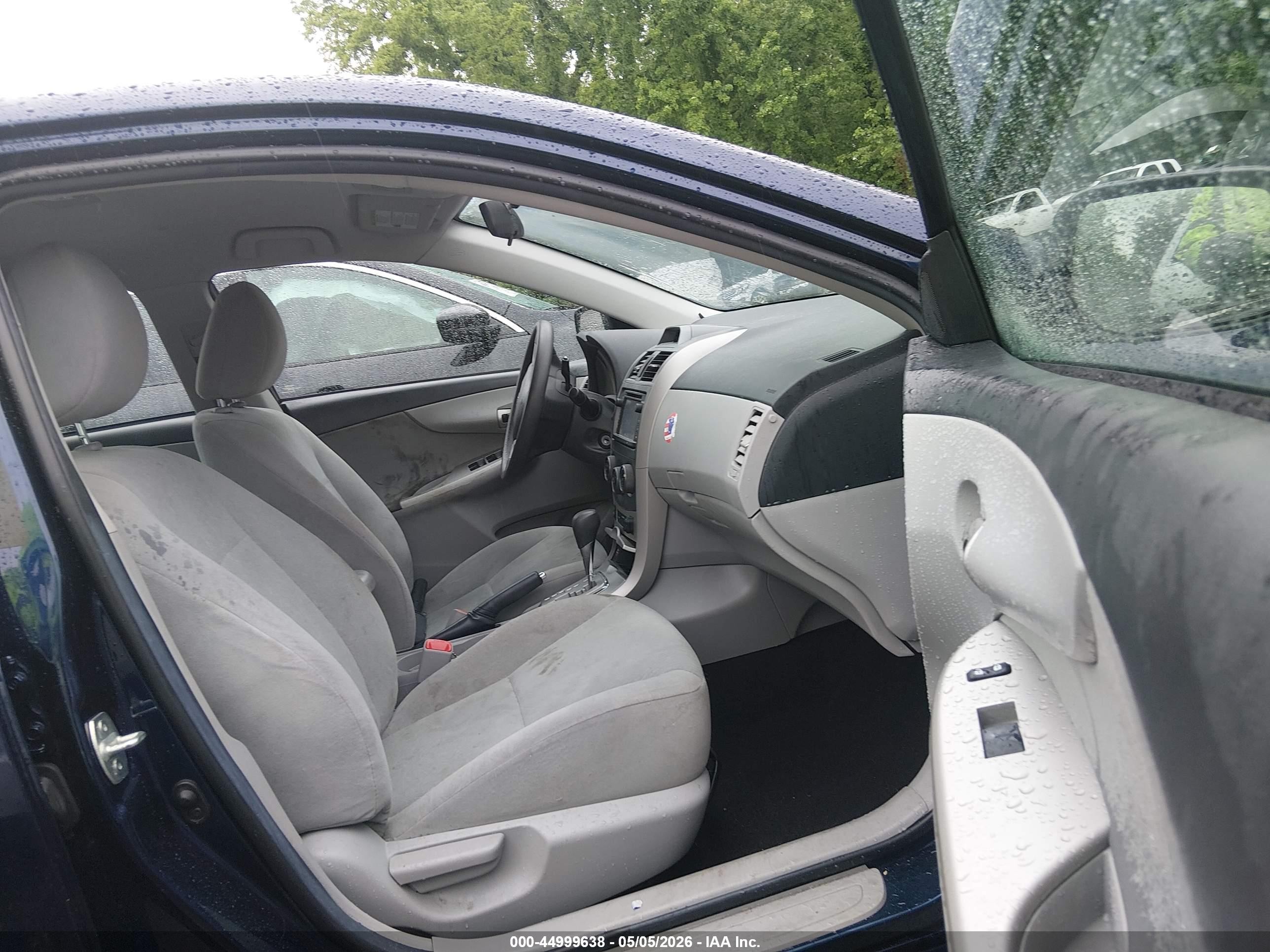 2013 Toyota Corolla Le Dark Blue vin: 5YFBU4EE7DP216769
