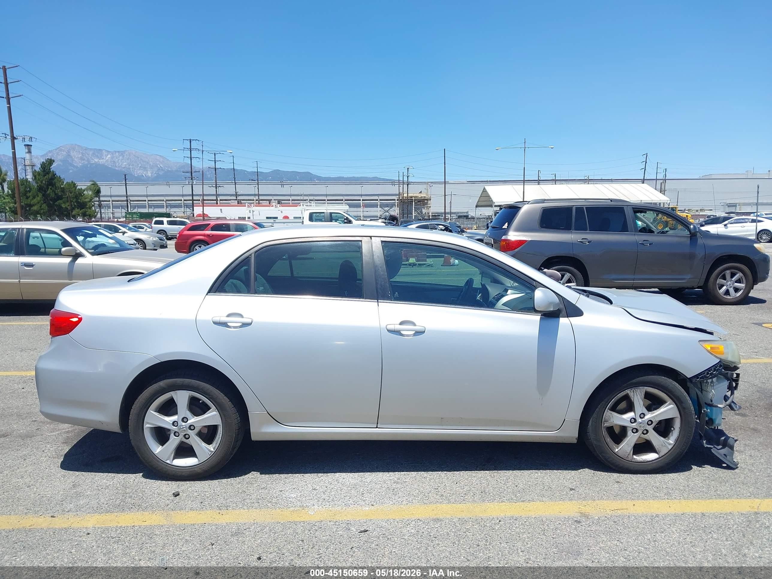 2013 Toyota Corolla Le Silver vin: 5YFBU4EE7DP222667