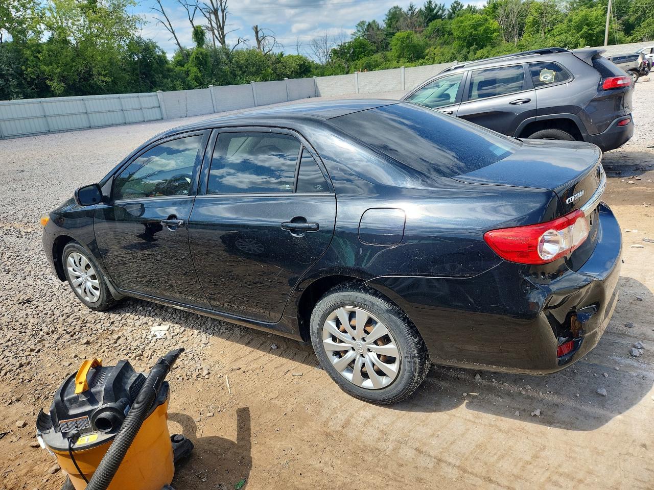 2012 Toyota Corolla Le Black vin: 5YFBU4EE8CP004347