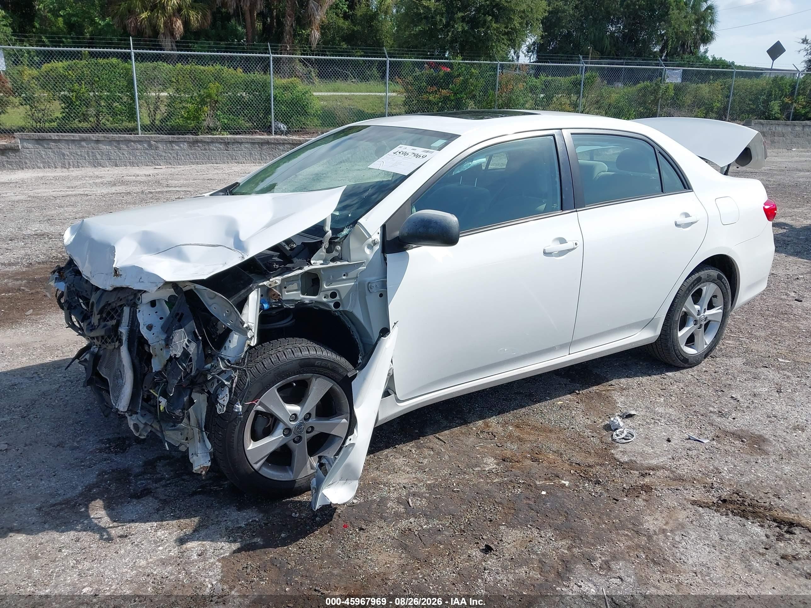 2012 Toyota Corolla Le White vin: 5YFBU4EE8CP005899