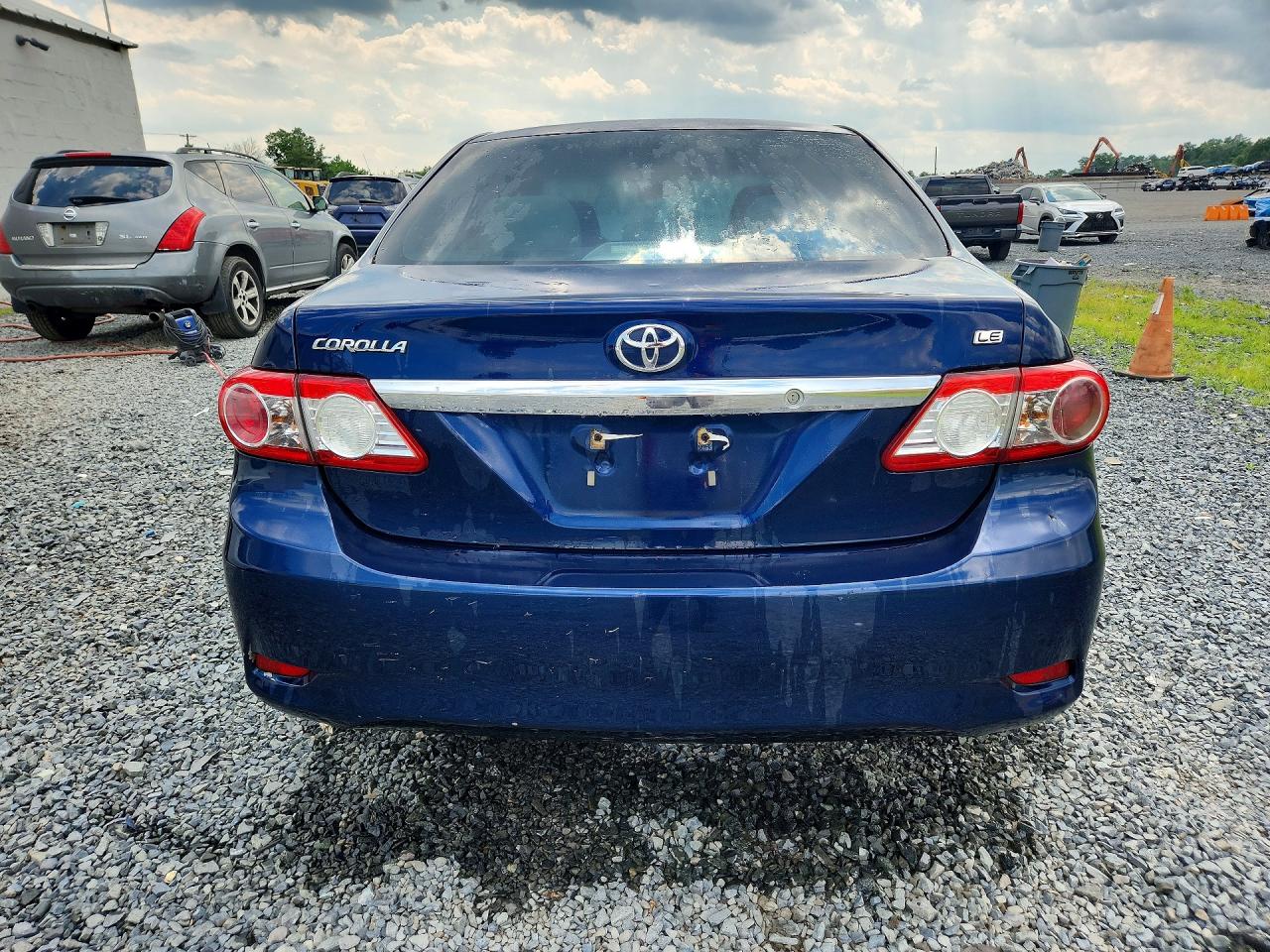 2012 Toyota Corolla Le Blue vin: 5YFBU4EE8CP009175