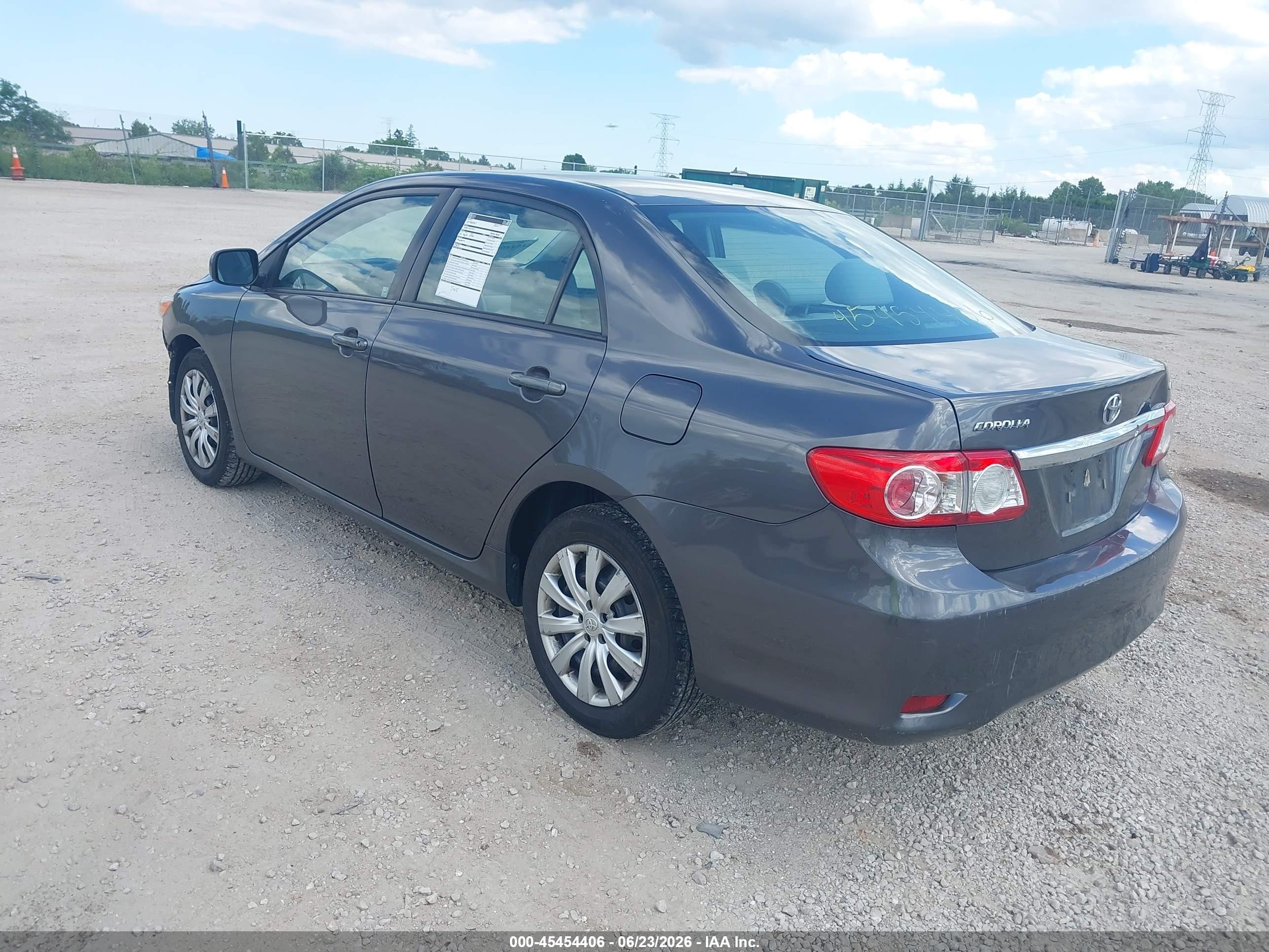 2012 Toyota Corolla Le Gray vin: 5YFBU4EE8CP011704
