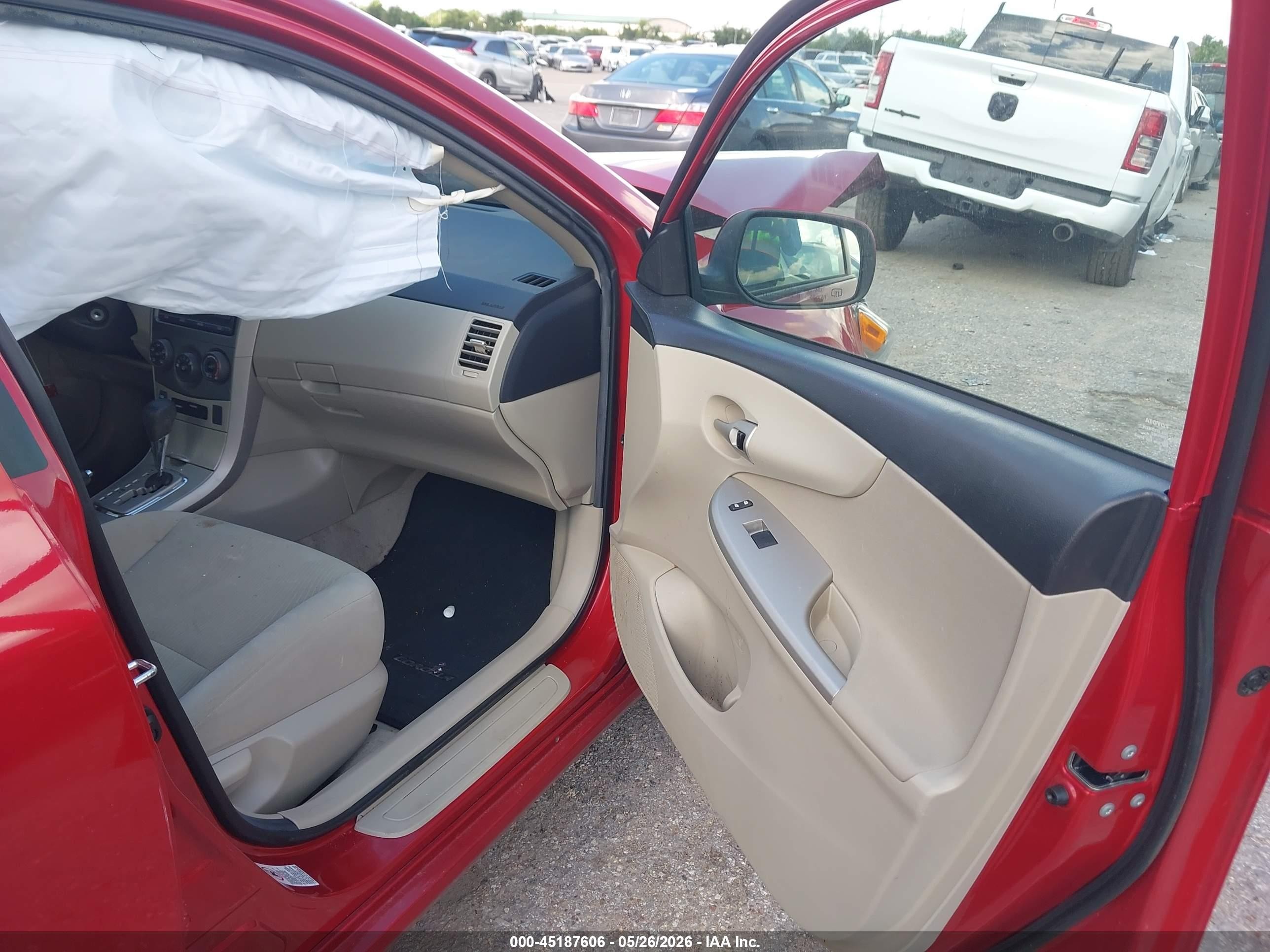 2012 Toyota Corolla Le Красный vin: 5YFBU4EE8CP024839