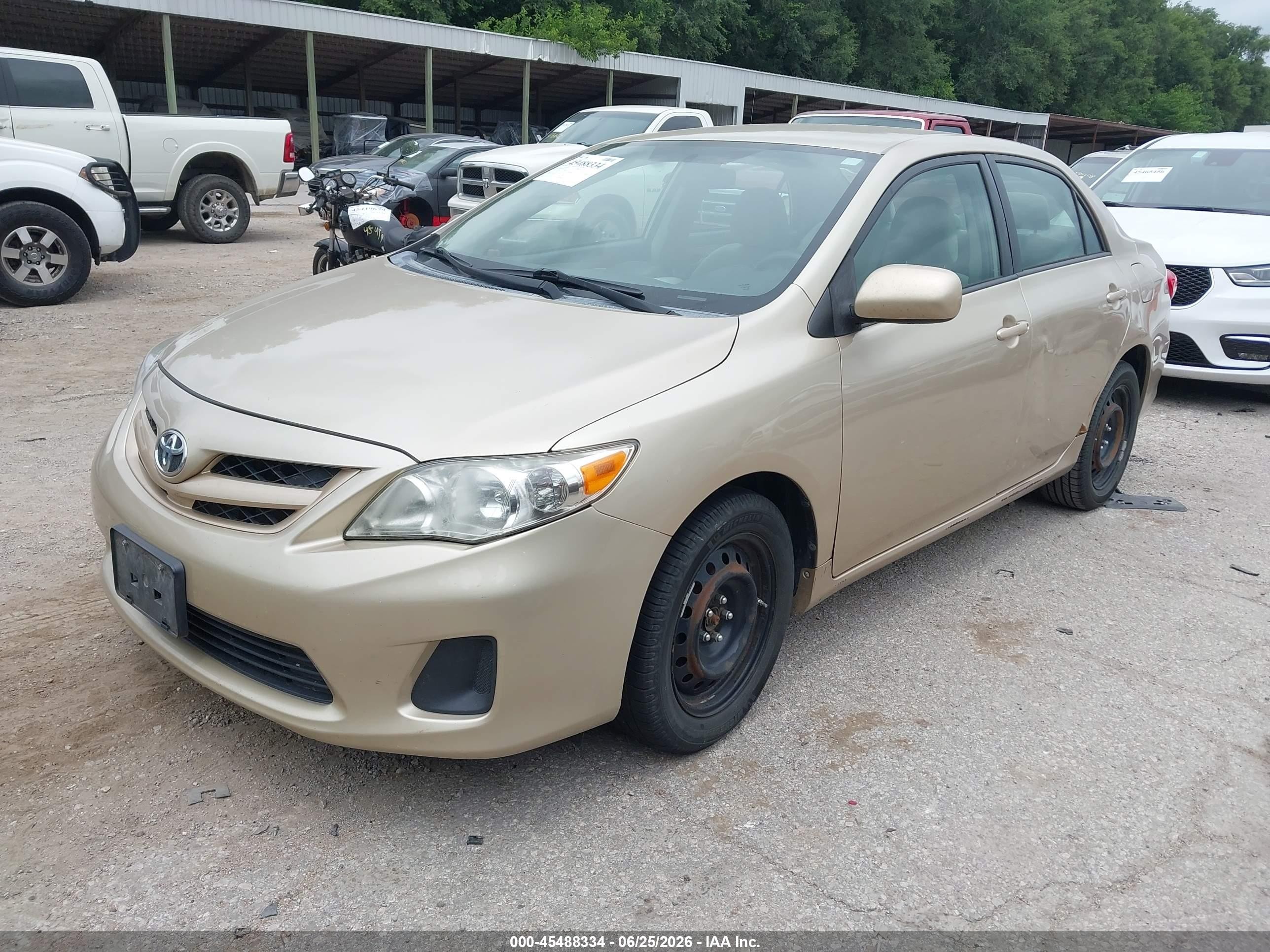 2012 Toyota Corolla Le Beige vin: 5YFBU4EE8CP027174