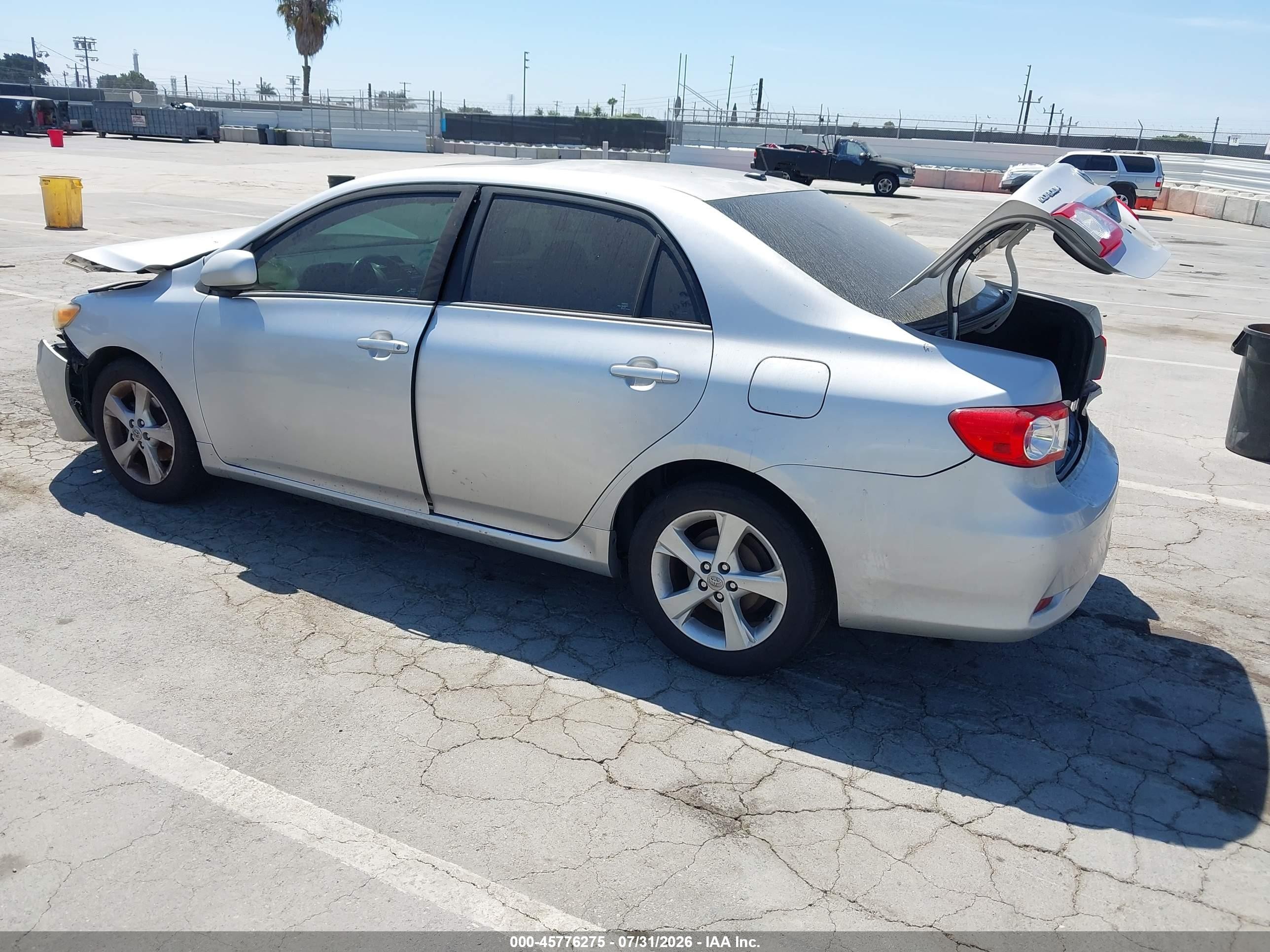2012 Toyota Corolla Le Silver vin: 5YFBU4EE8CP033489