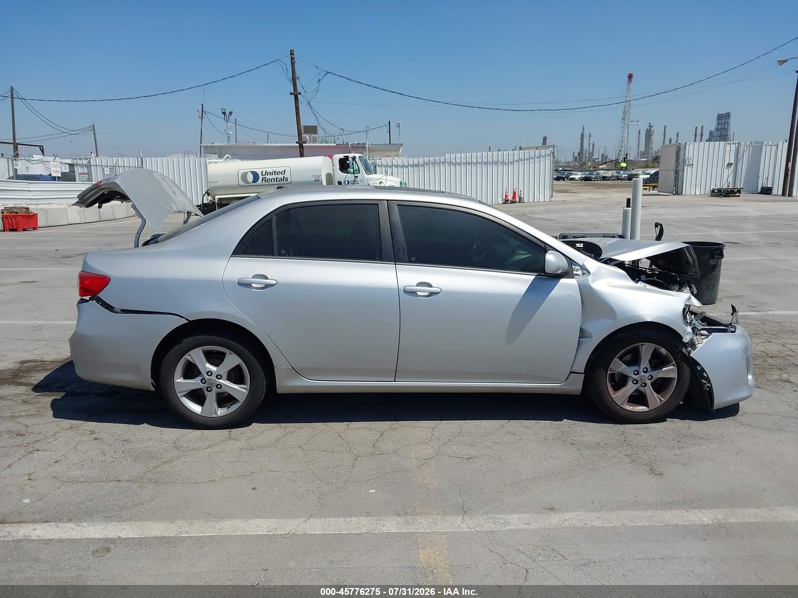 2012 Toyota Corolla Le Silver vin: 5YFBU4EE8CP033489