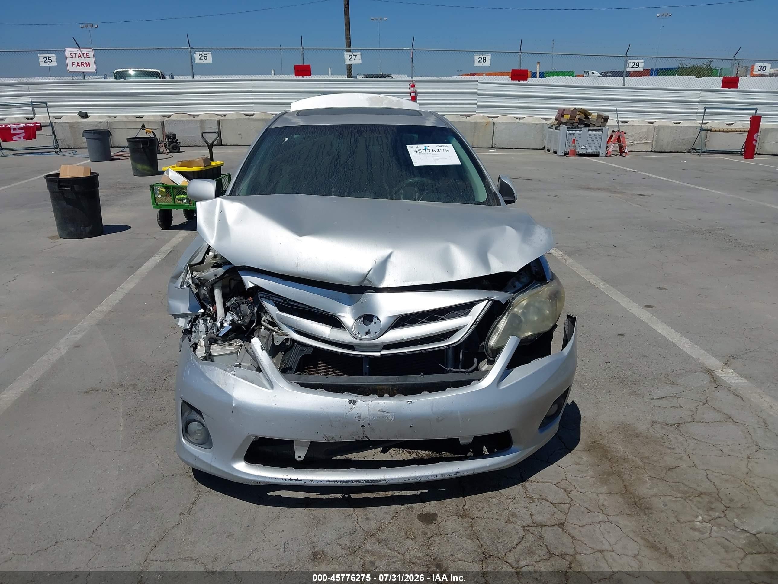 2012 Toyota Corolla Le Silver vin: 5YFBU4EE8CP033489