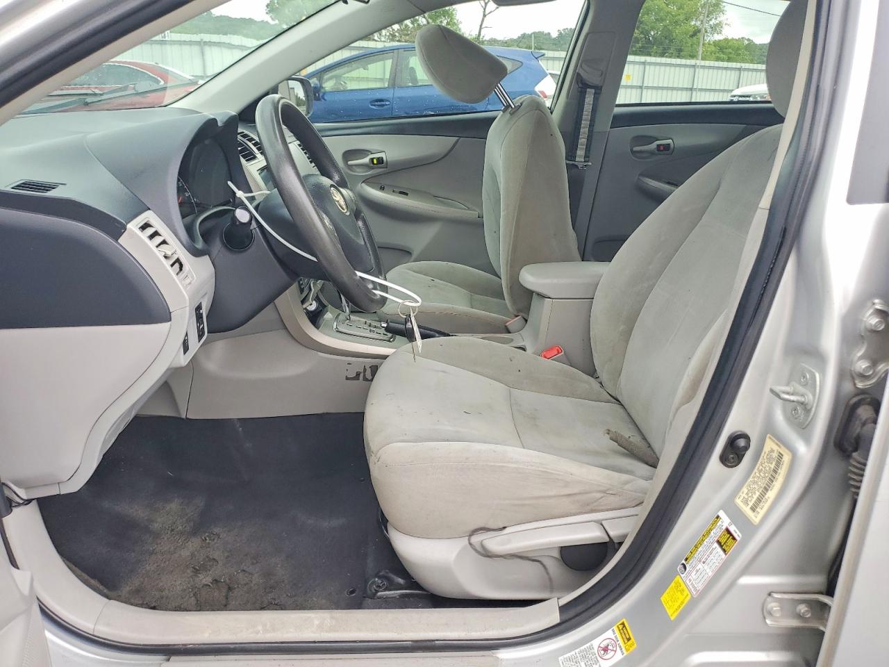 2012 Toyota Corolla Le Silver vin: 5YFBU4EE8CP038627