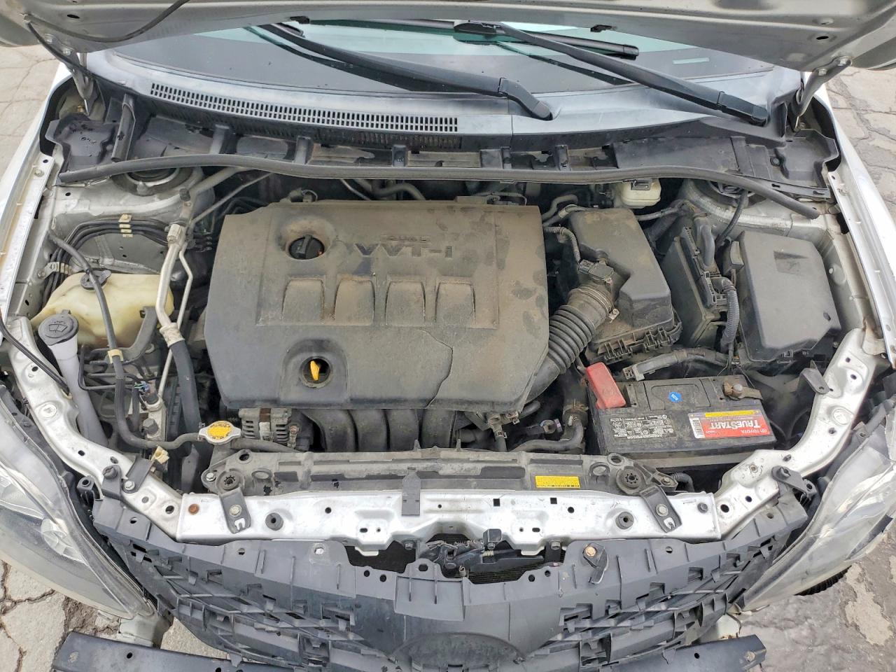 2012 Toyota Corolla Le Silver vin: 5YFBU4EE8CP038627