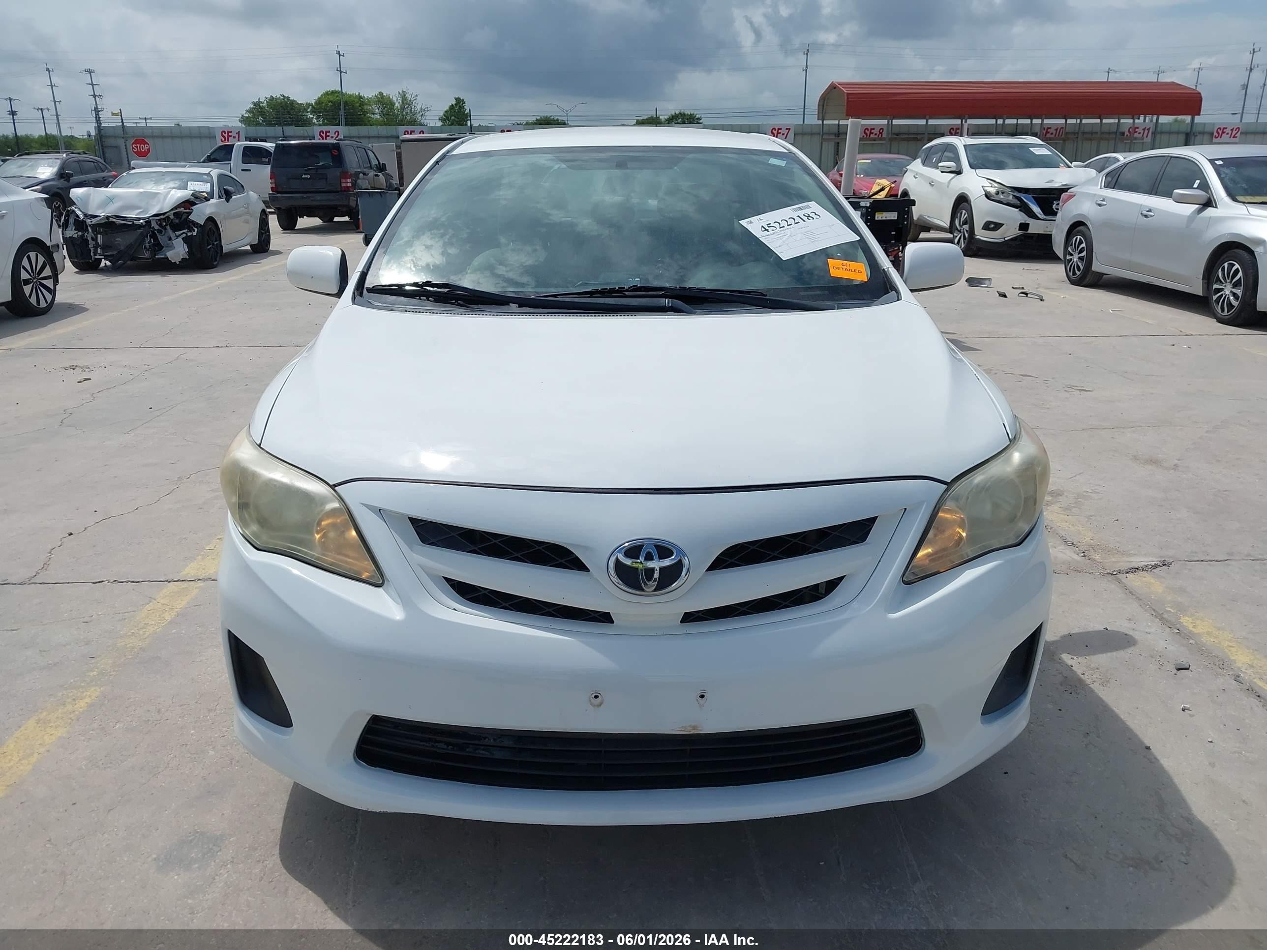 2012 Toyota Corolla Le White vin: 5YFBU4EE8CP045478