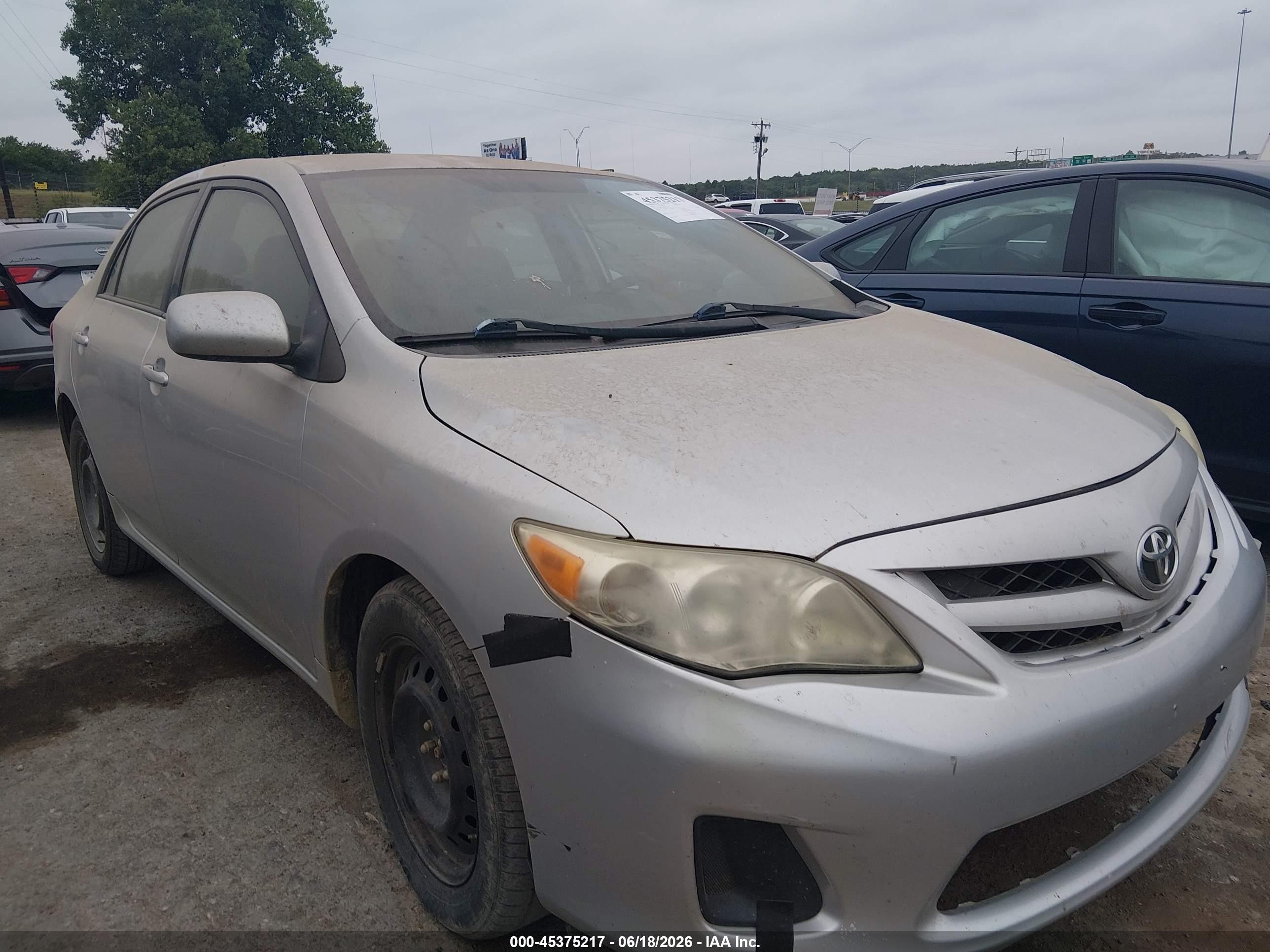 2012 Toyota Corolla Le Silver vin: 5YFBU4EE8CP049742