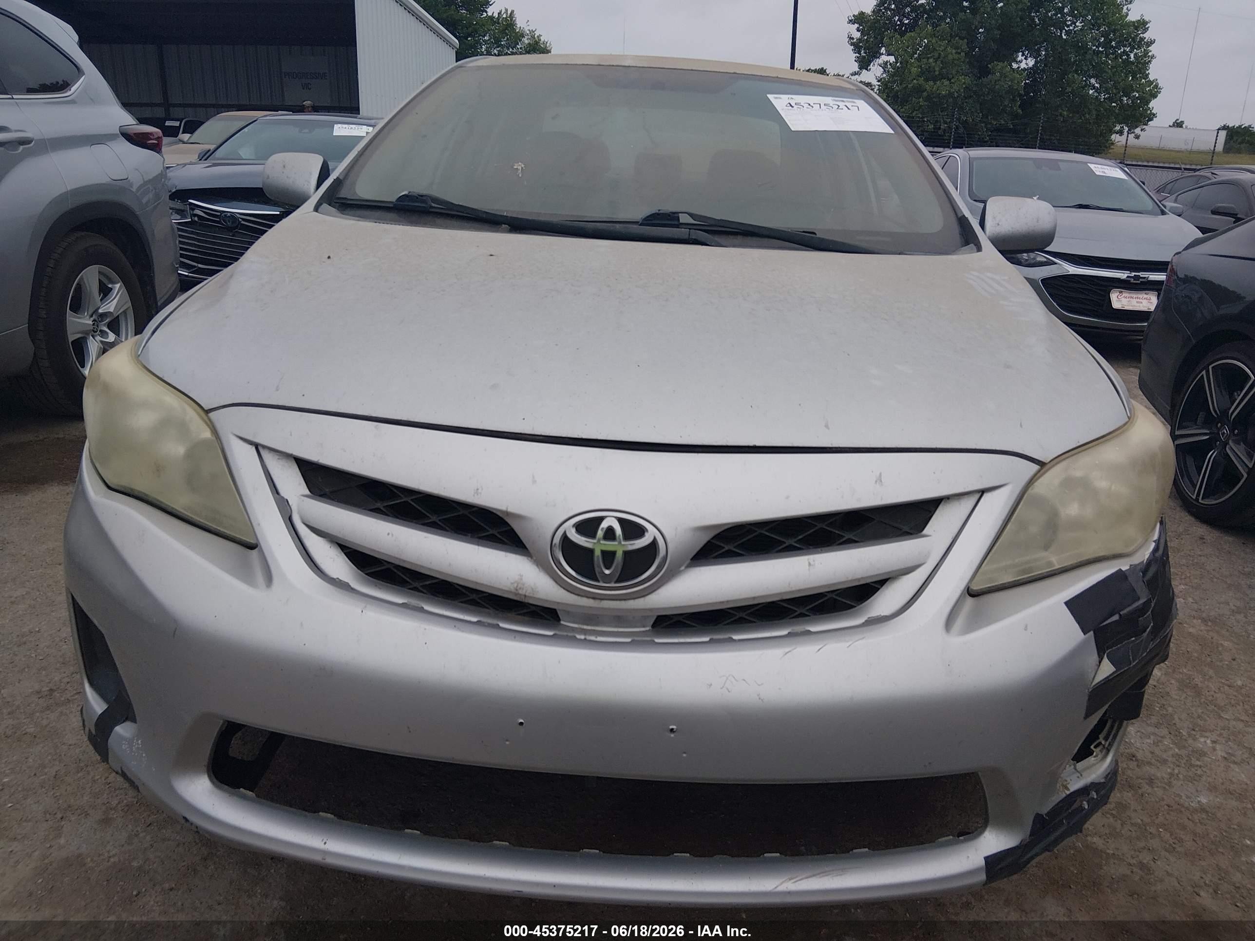 2012 Toyota Corolla Le Silver vin: 5YFBU4EE8CP049742