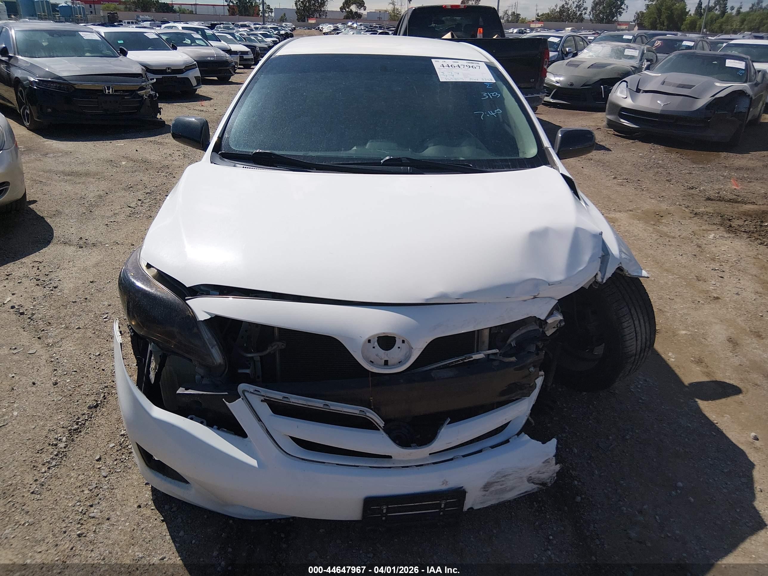 2012 Toyota Corolla Le Белый vin: 5YFBU4EE8CP050938