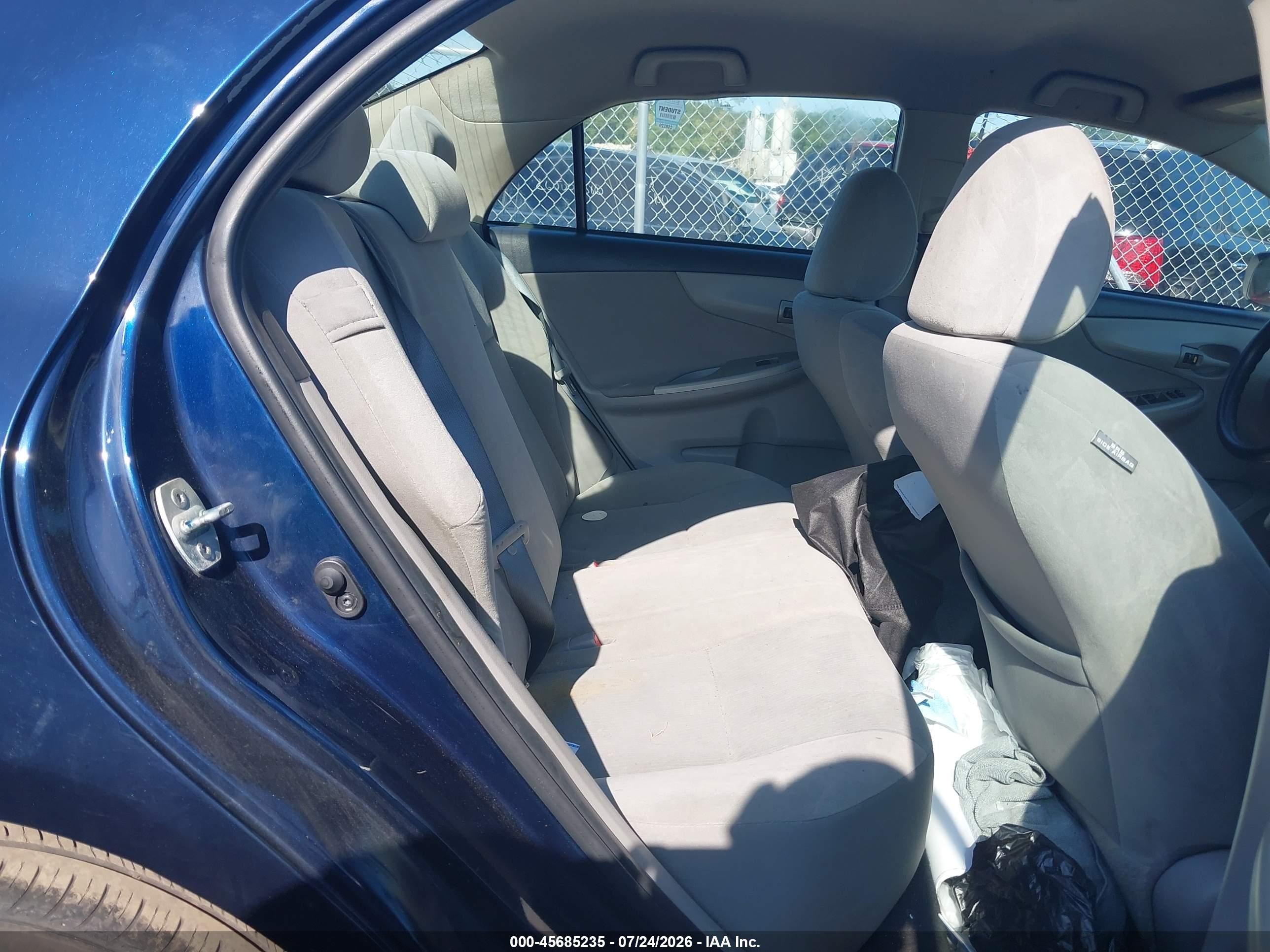 2012 Toyota Corolla Le Blue vin: 5YFBU4EE8CP055301