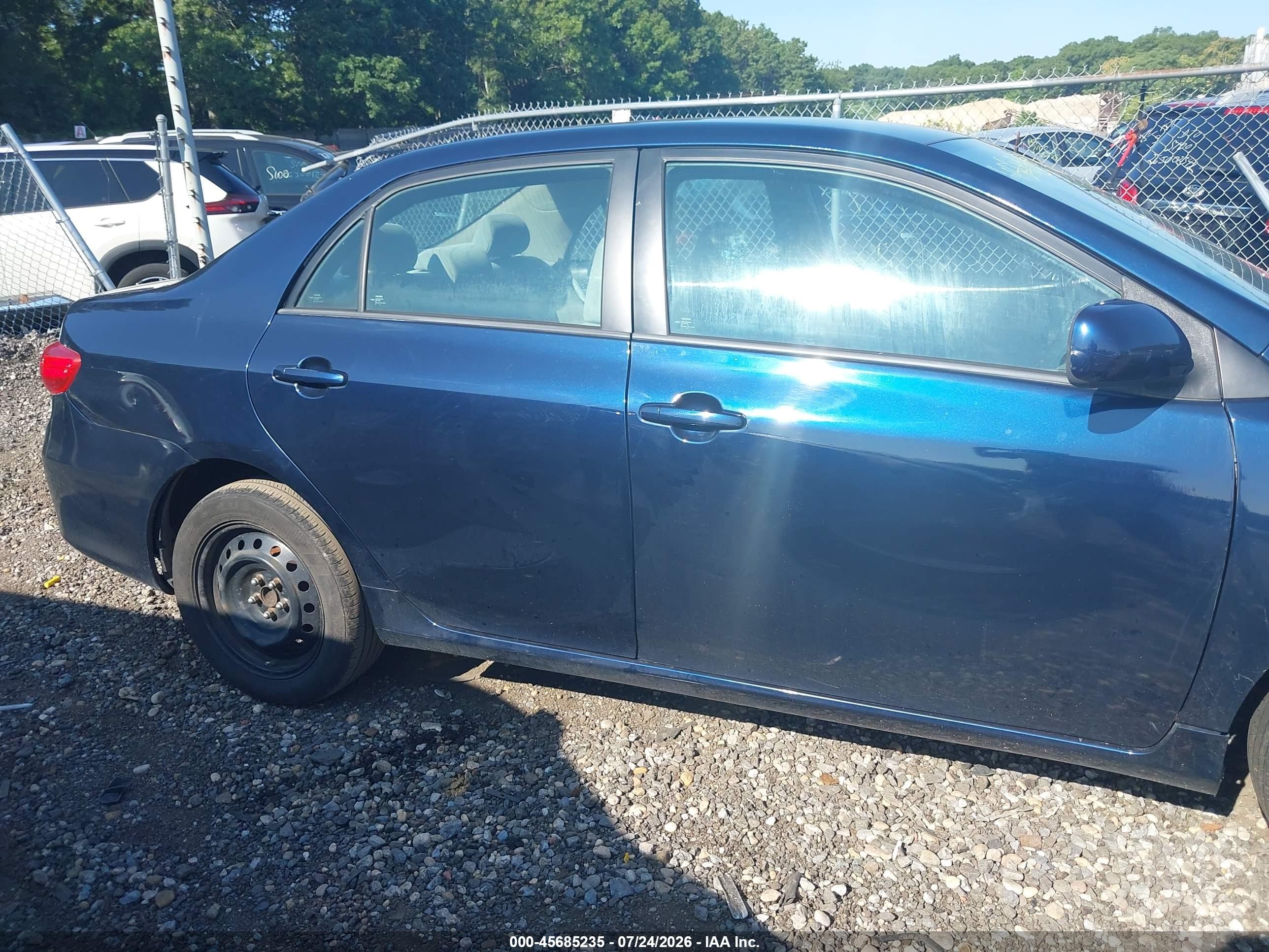 2012 Toyota Corolla Le Blue vin: 5YFBU4EE8CP055301