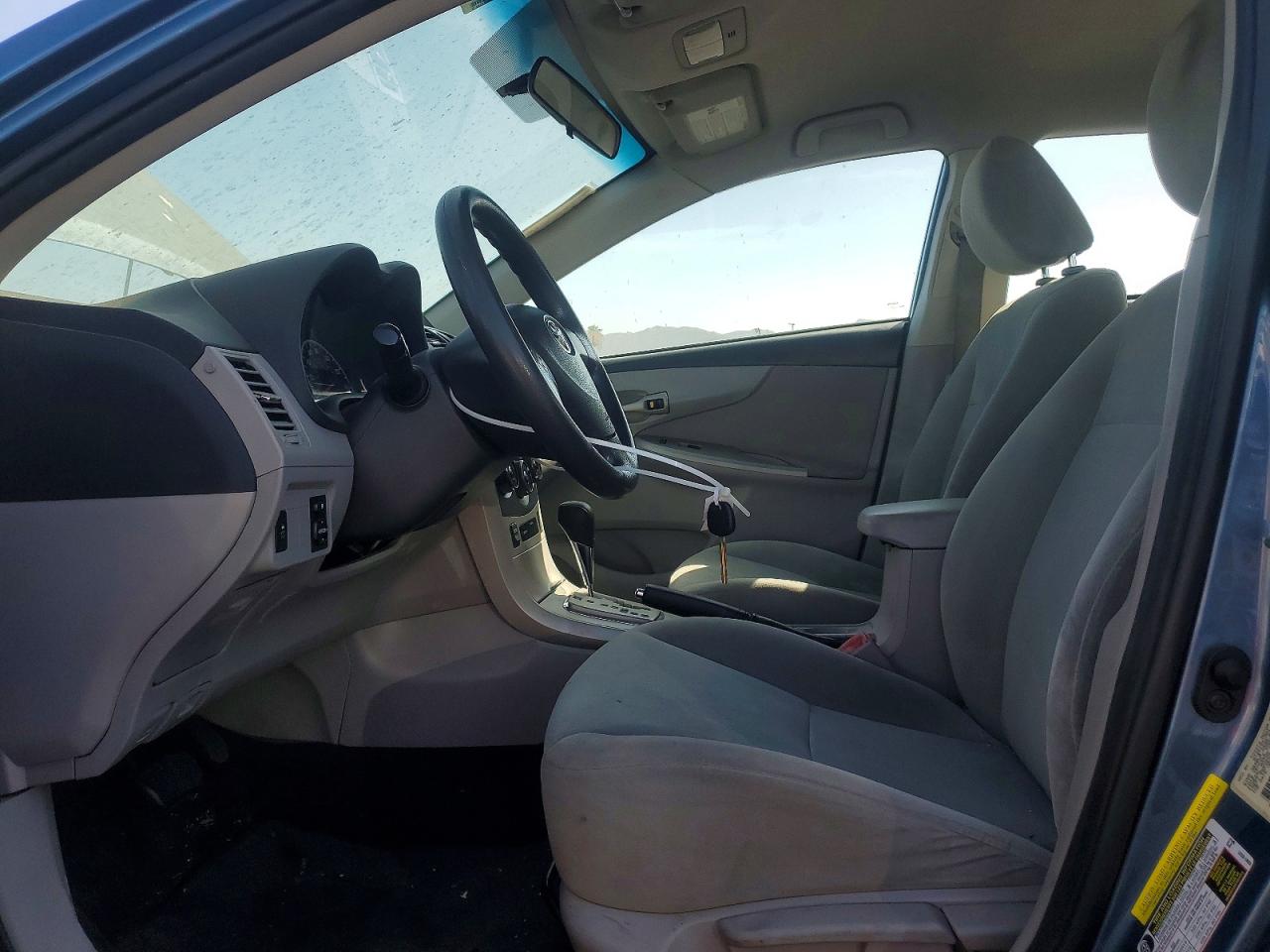 2012 Toyota Corolla Le Blue vin: 5YFBU4EE8CP068260