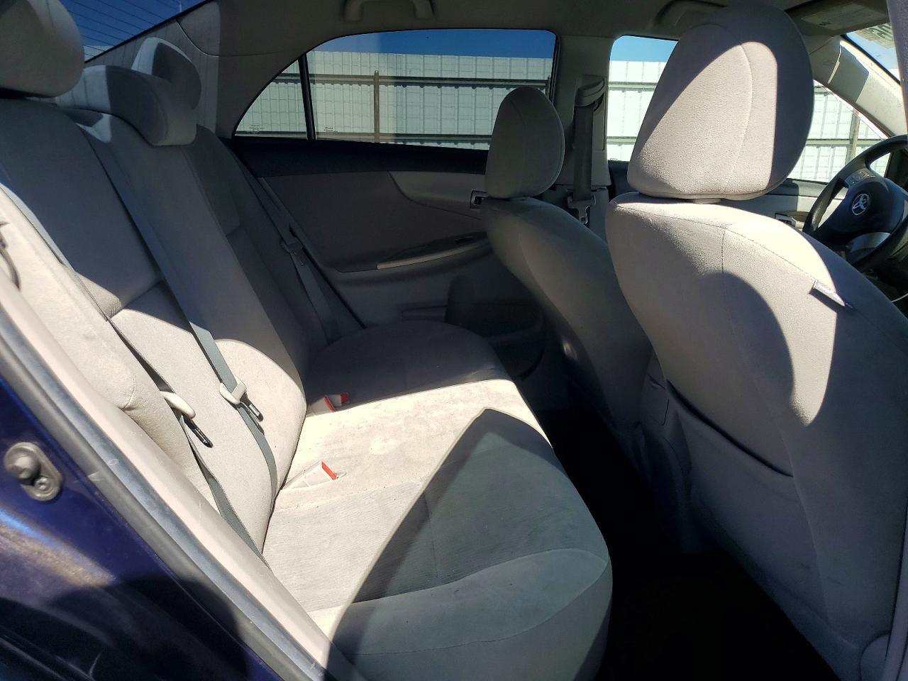 2012 Toyota Corolla Le Blue vin: 5YFBU4EE8CP069179