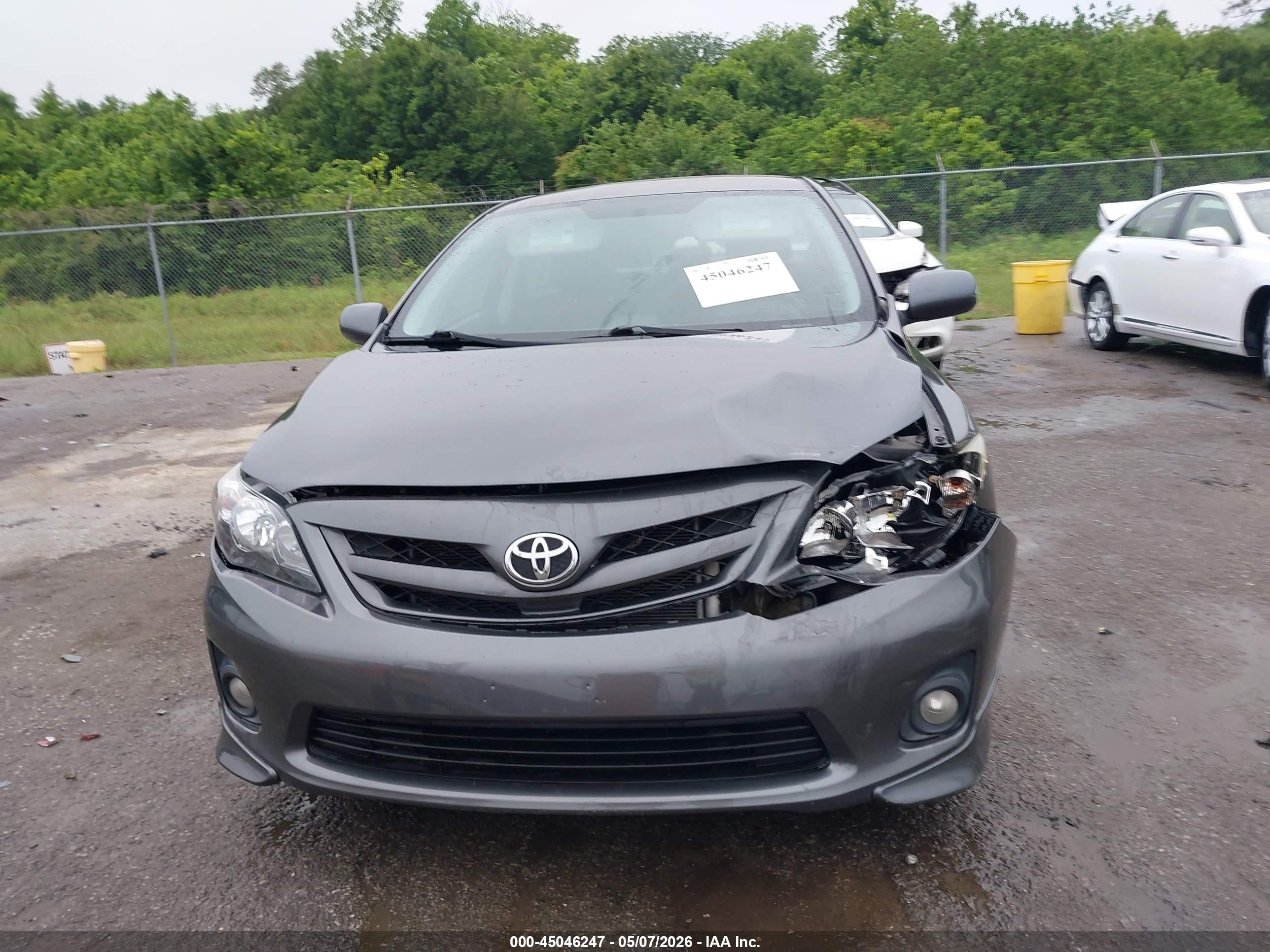 2012 Toyota Corolla L/le/s Gray vin: 5YFBU4EE8CP072633